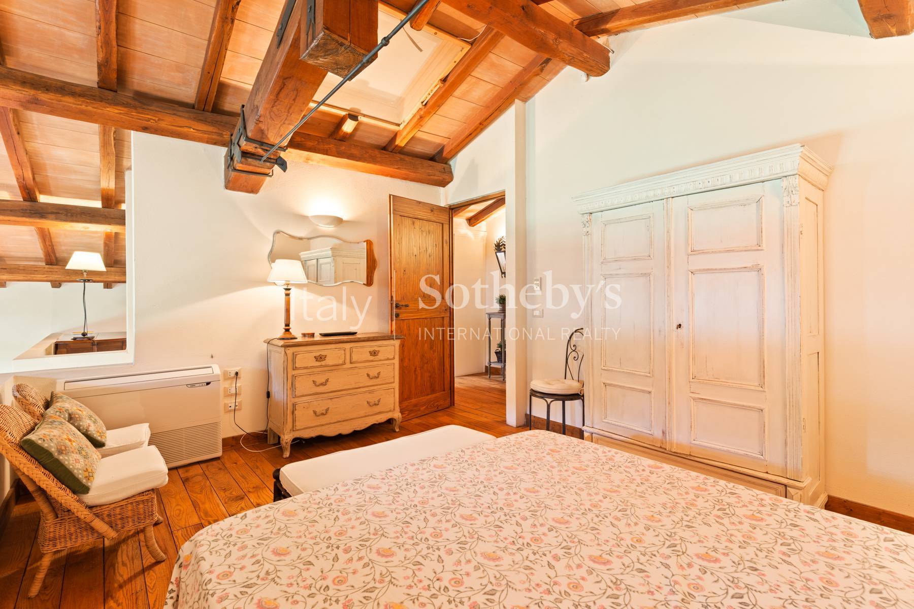  Villa with Stunning Pool and Private Park - 物件實景