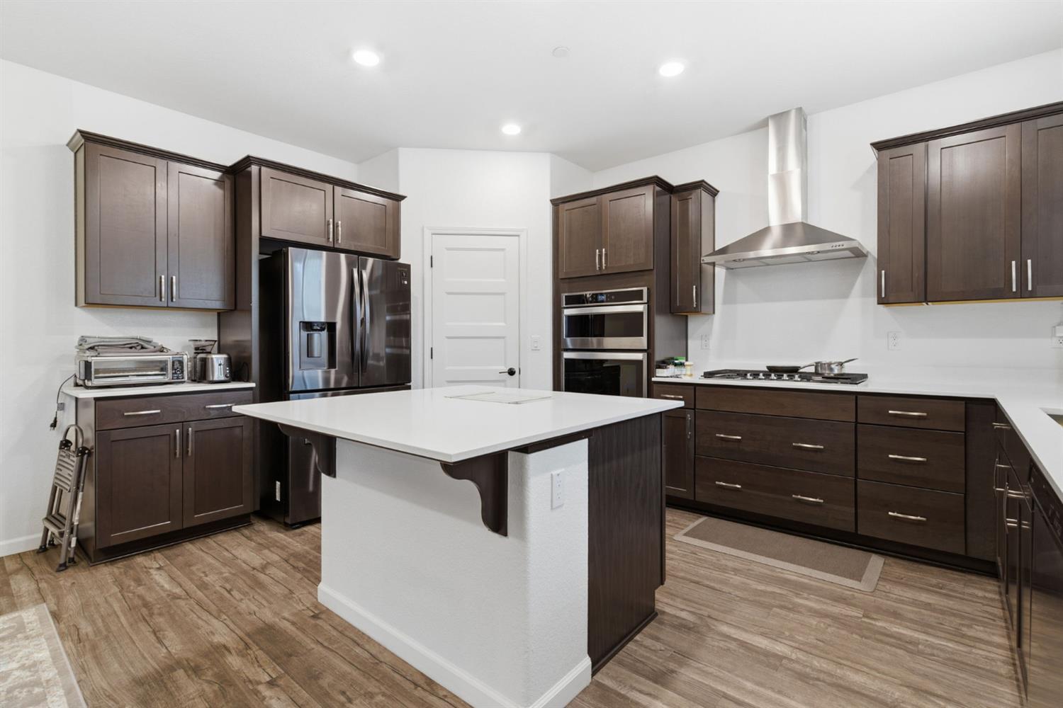 Manteca, California, 95337, United States, 4 Bedrooms Bedrooms, ,3 BathroomsBathrooms,Residential,For Sale,2001194