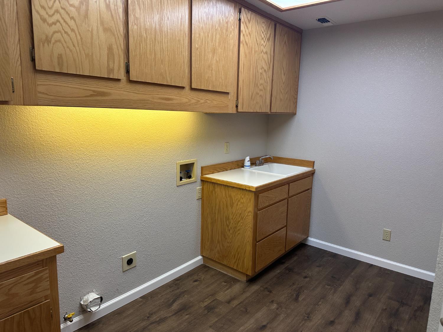 Pollock Pines, California, 95726, United States, 3 Bedrooms Bedrooms, ,3 BathroomsBathrooms,Residential,For Sale,1976360