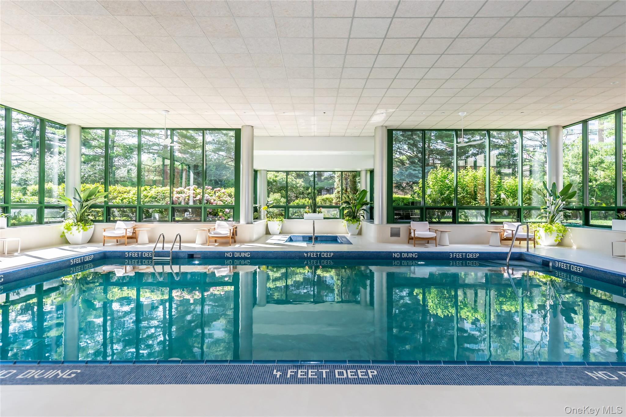  100 Hilton Avenue, Garden City, NY, 11530 - 物件實景