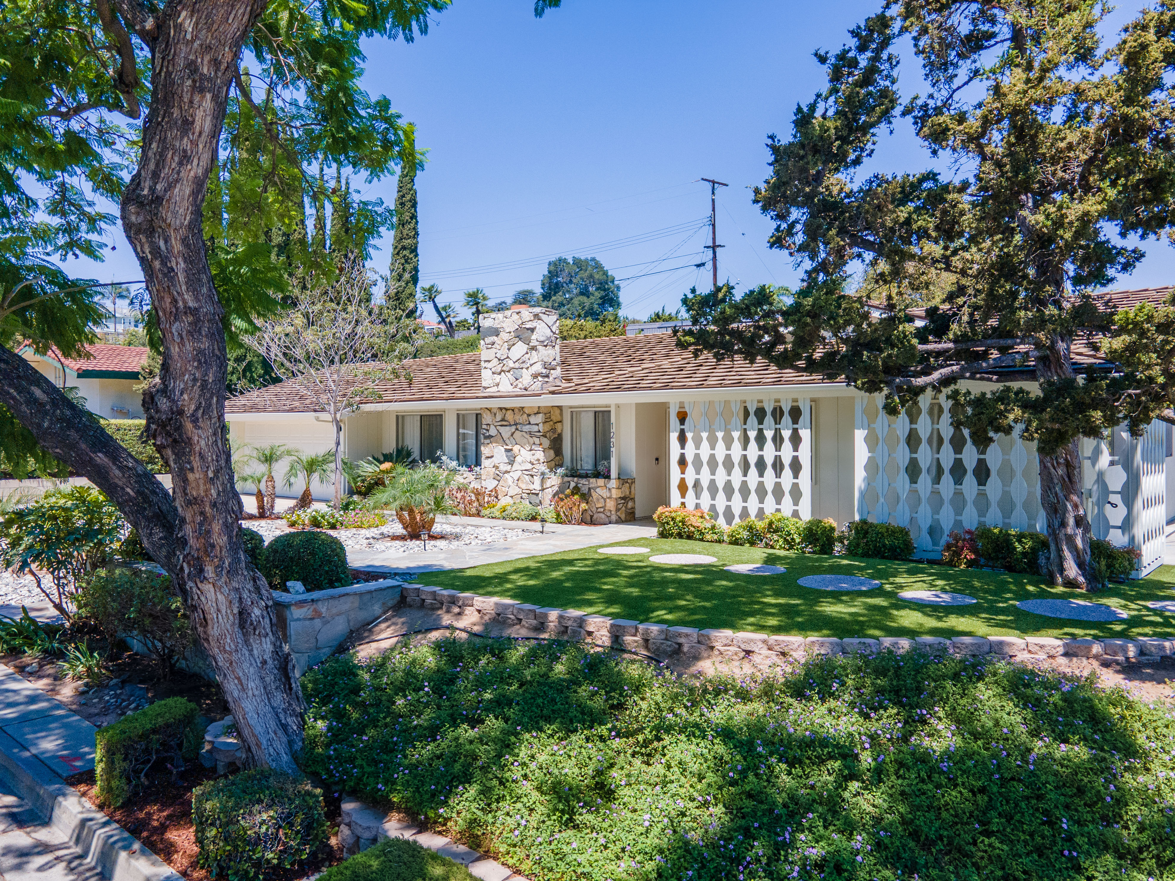Fullerton, California, 92831, United States, 4 Bedrooms Bedrooms, ,1 BathroomBathrooms,Residential,For Sale,1915425