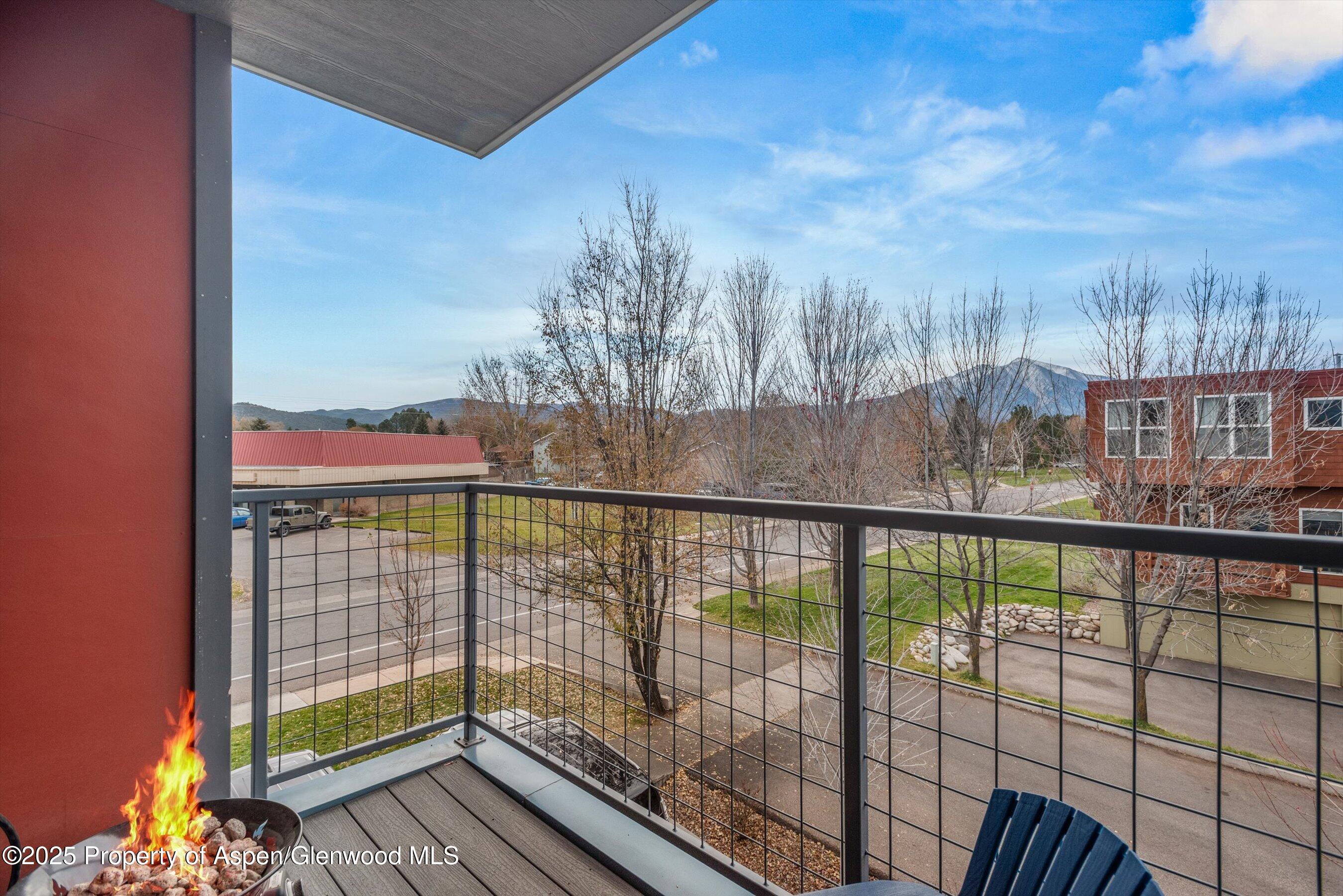 Carbondale, Colorado, 81623, United States, 3 Bedrooms Bedrooms, ,3 BathroomsBathrooms,Residential,For Sale,1989152