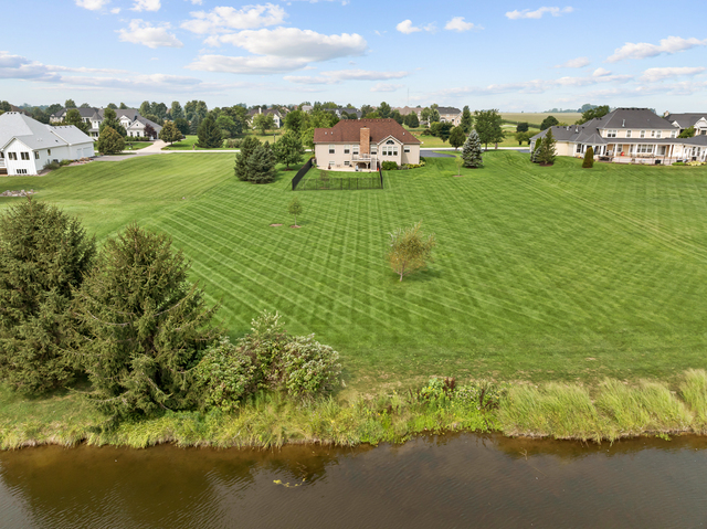 St Charles, Illinois, 60175, United States, 5 Bedrooms Bedrooms, ,3 BathroomsBathrooms,Residential,For Sale,1935414