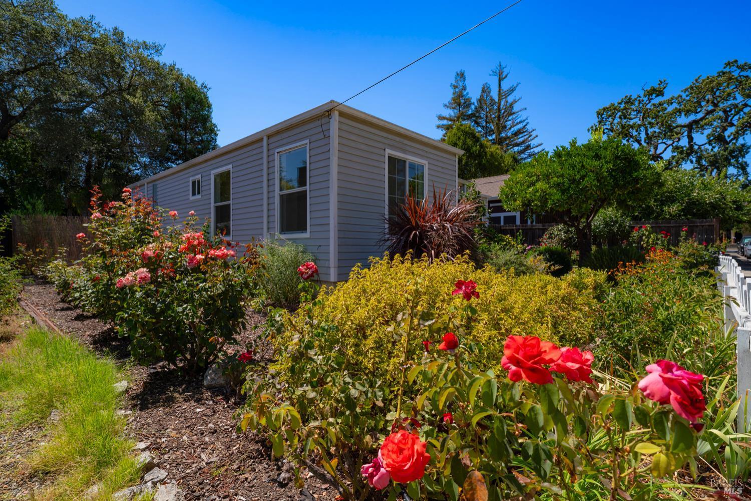 St. Helena, California, 94574, United States, 2 Bedrooms Bedrooms, ,1 BathroomBathrooms,Residential,For Sale,1927276