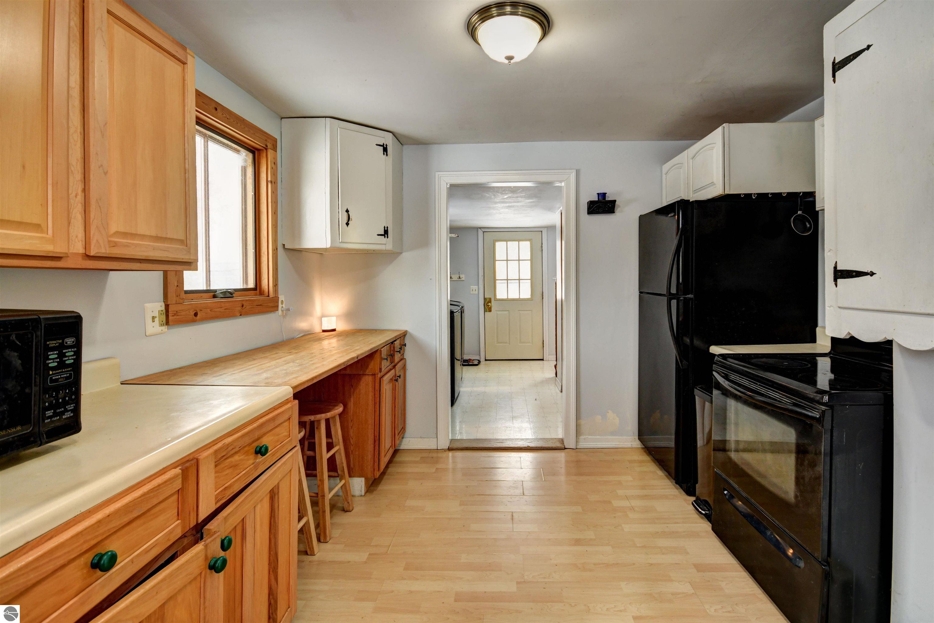 Traverse City, Michigan, 49686, United States, 3 Bedrooms Bedrooms, ,2 BathroomsBathrooms,Residential,For Sale,1820083