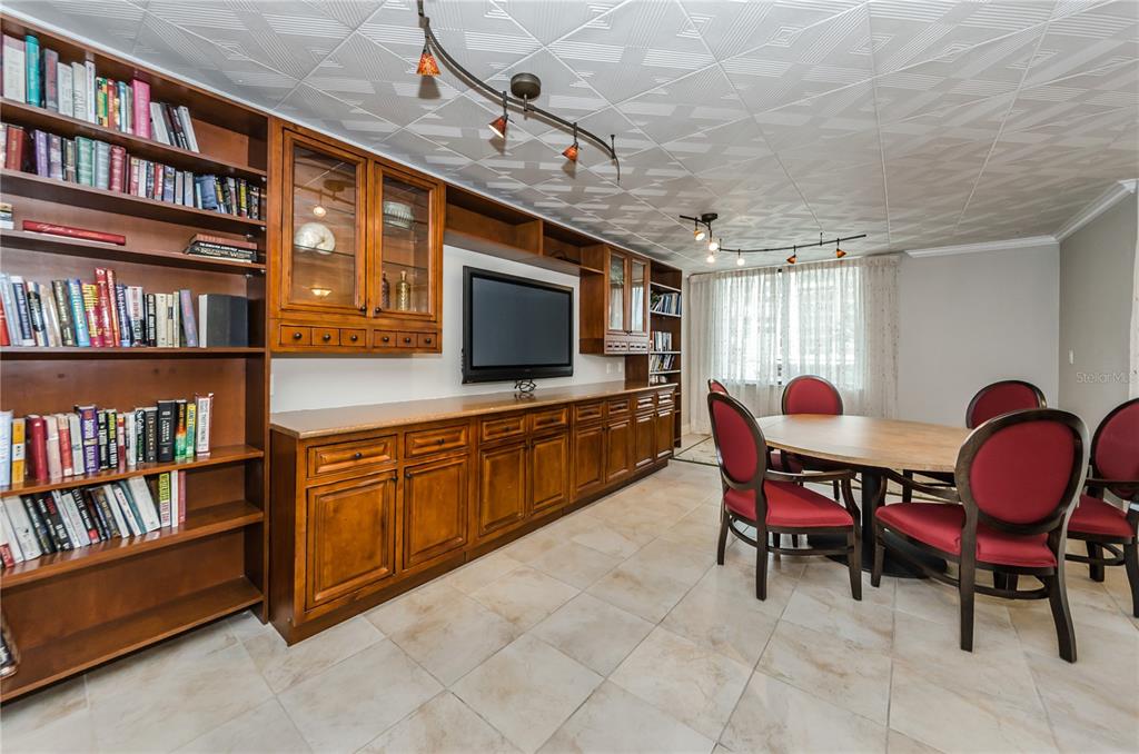 Clearwater Beach, Florida, 33767, United States, 2 Bedrooms Bedrooms, ,2 BathroomsBathrooms,Residential,For Sale,1849008