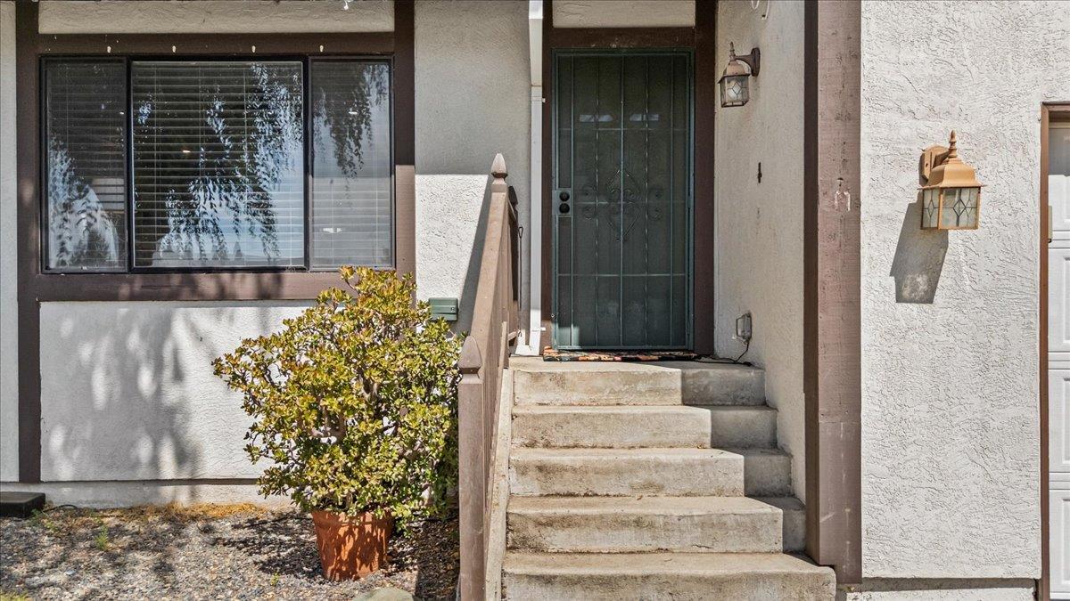 Oakdale, California, 95361, United States, 3 Bedrooms Bedrooms, ,3 BathroomsBathrooms,Residential,For Sale,1923997