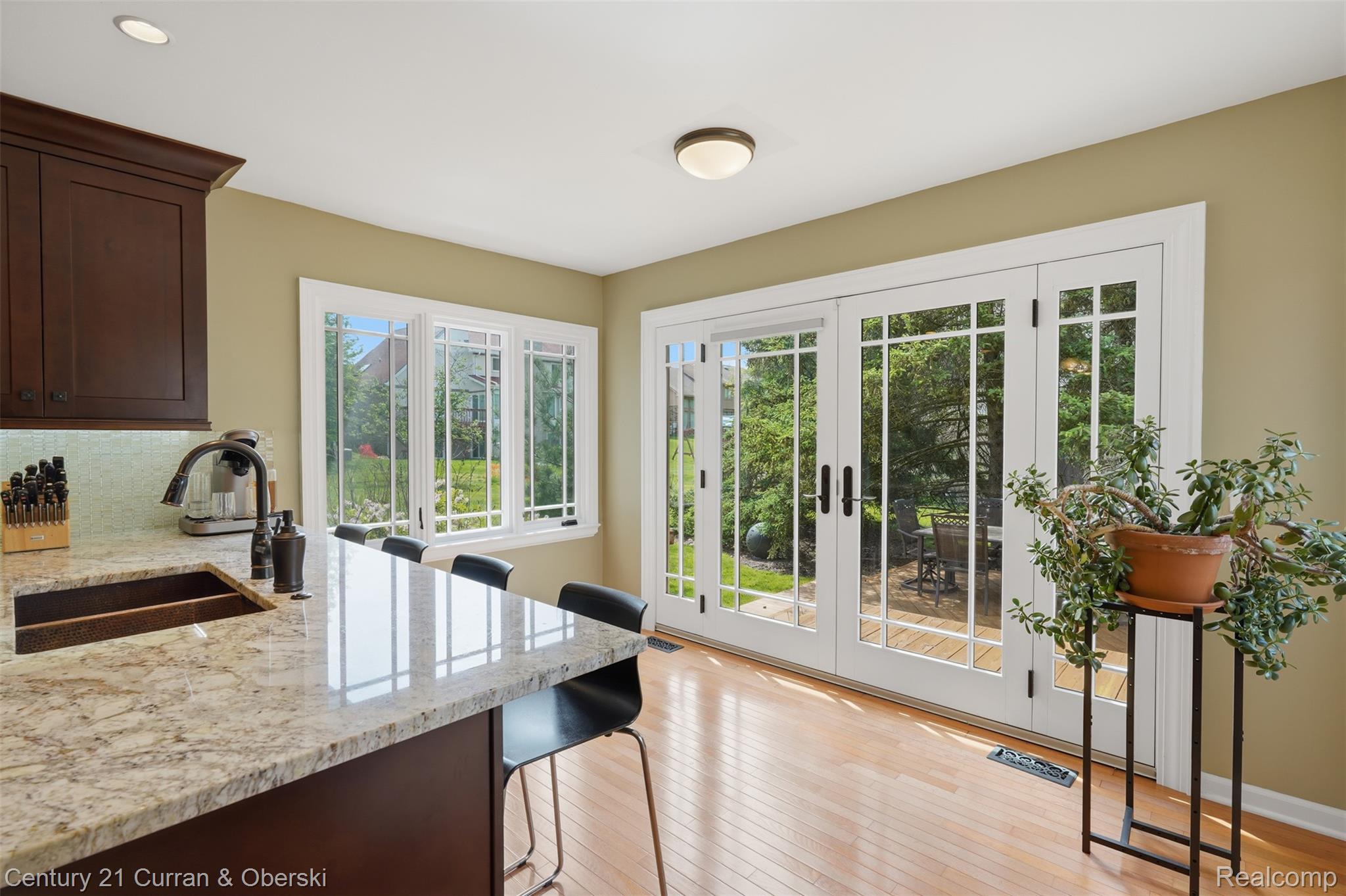 Farmington Hills, Michigan, 48331, United States, 4 Bedrooms Bedrooms, ,4 BathroomsBathrooms,Residential,For Sale,2048985