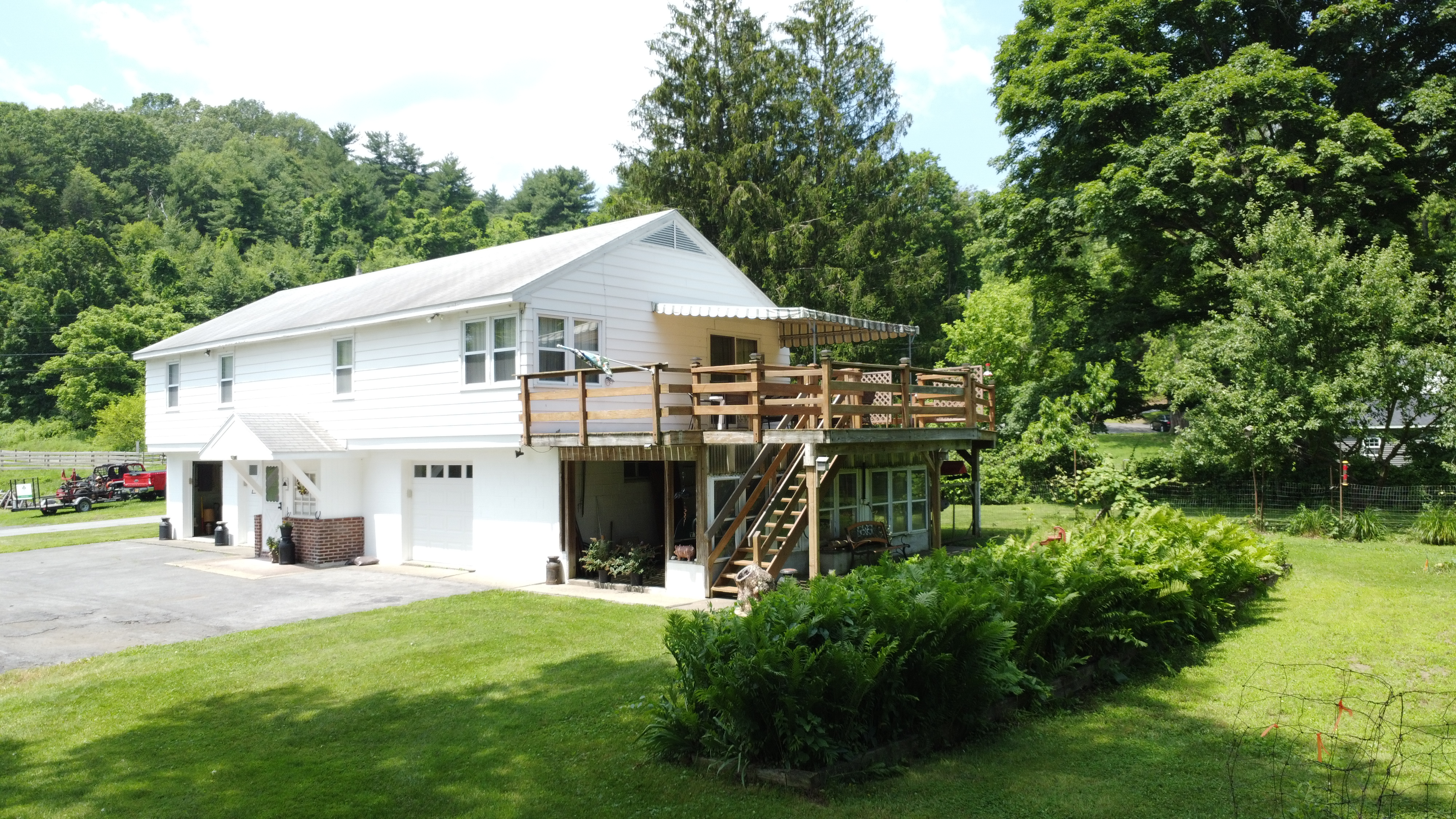 Catskill, New York, 12414, United States, 6 Bedrooms Bedrooms, ,3 BathroomsBathrooms,Residential,For Sale,1983582