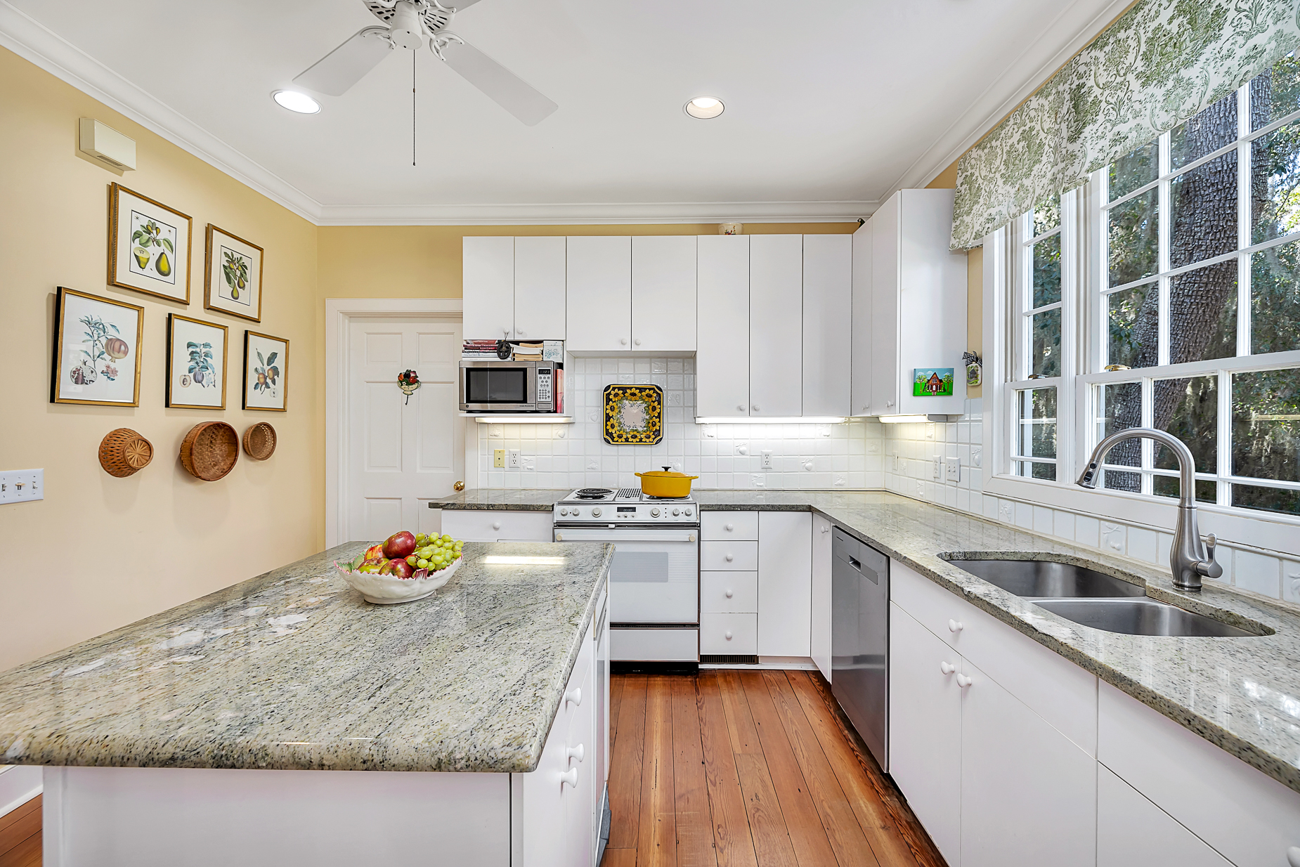  188 Hampton Point Drive - 物件實景