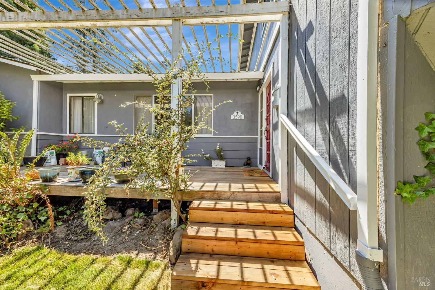 Sebastopol, California, 95472, United States, 3 Bedrooms Bedrooms, ,3 BathroomsBathrooms,Residential,For Sale,1903540