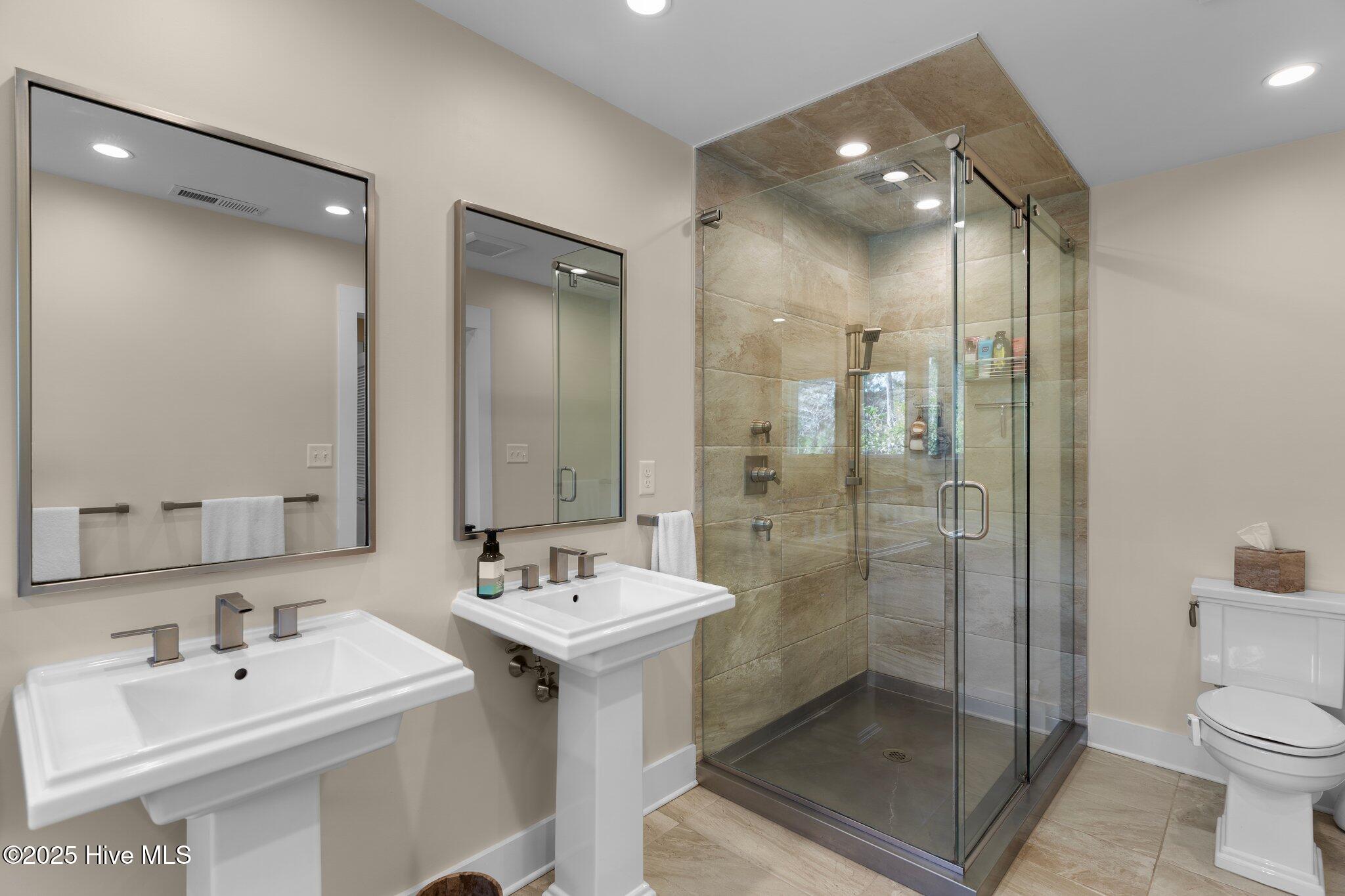 Hampstead, North Carolina, 28443, United States, 3 Bedrooms Bedrooms, ,4 BathroomsBathrooms,Residential,For Sale,1810600