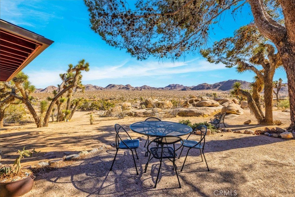 Joshua Tree, California, 92252, United States, 3 Bedrooms Bedrooms, ,2 BathroomsBathrooms,Residential,For Sale,1942307