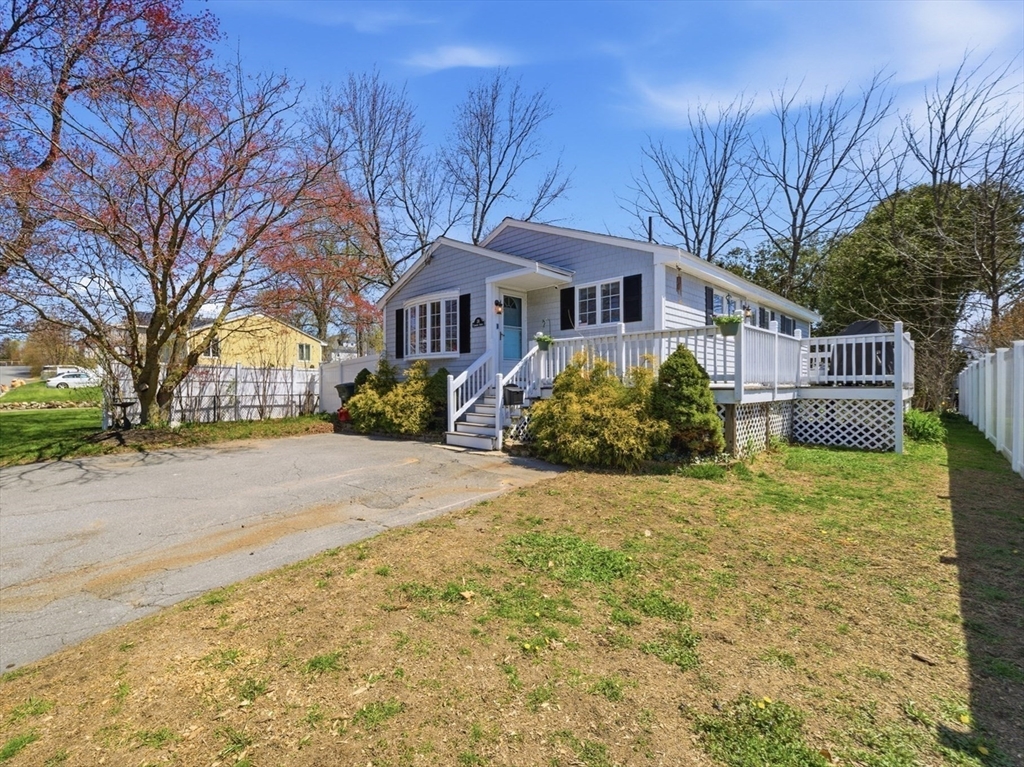 North Andover, Massachusetts, 01845, United States, 3 Bedrooms Bedrooms, ,2 BathroomsBathrooms,Residential,For Sale,2042439