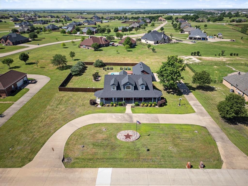 Terrell, Texas, 75160, United States, 4 Bedrooms Bedrooms, ,5 BathroomsBathrooms,Residential,For Sale,1827226