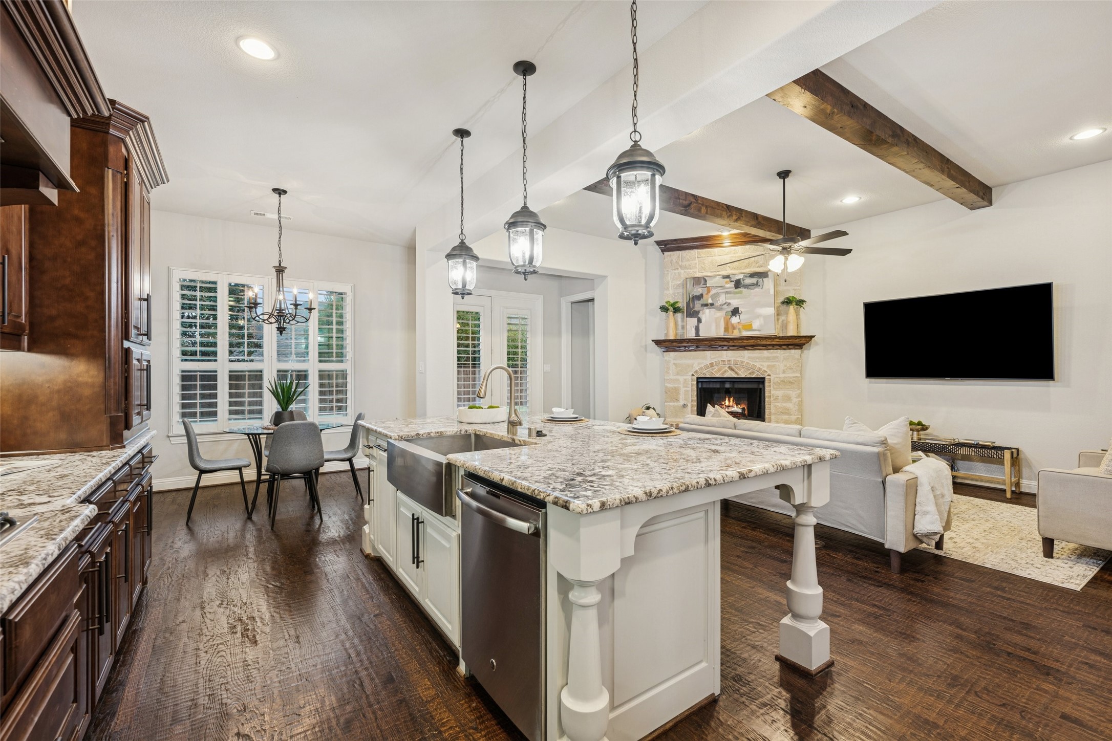 The Colony, Texas, 75056, United States, 3 Bedrooms Bedrooms, ,4 BathroomsBathrooms,Residential,For Sale,2003009