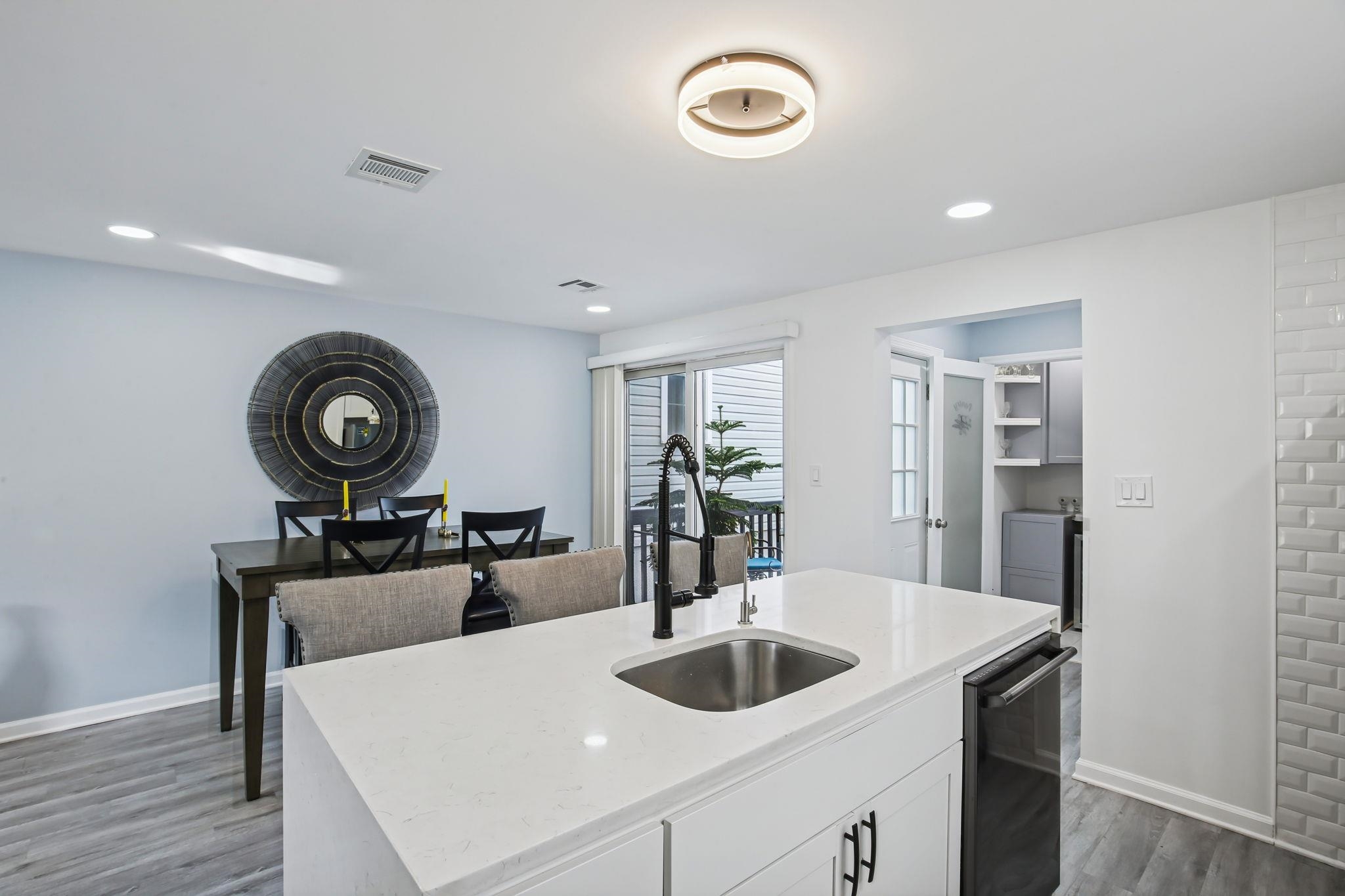 Bayonne, New Jersey, 07002, United States, 4 Bedrooms Bedrooms, ,2 BathroomsBathrooms,Residential,For Sale,1996771