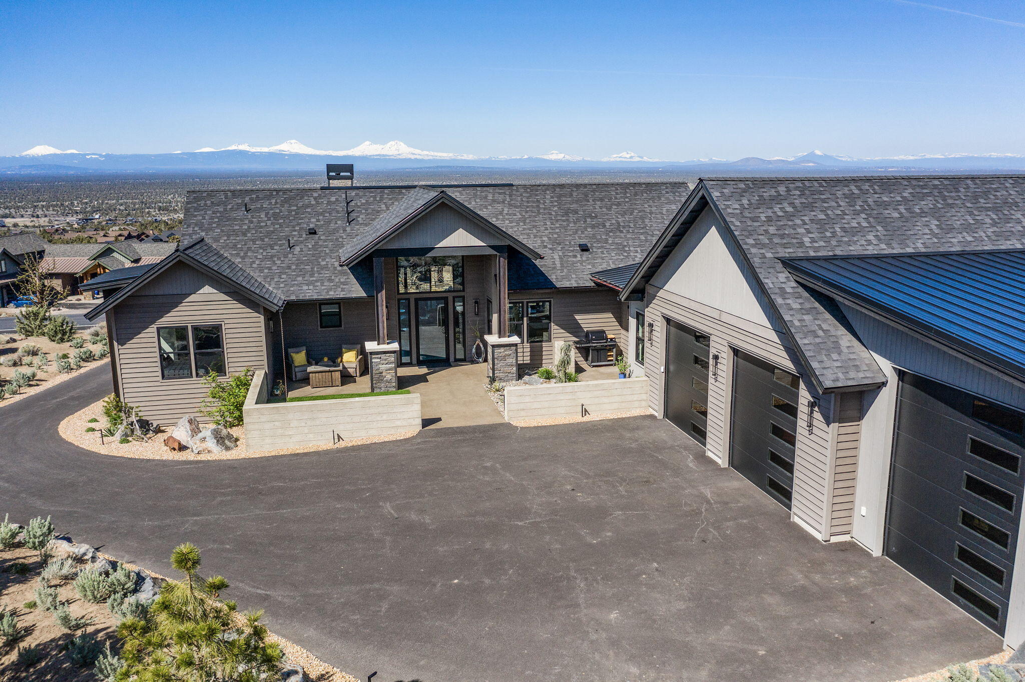 Powell Butte, Oregon, 97753, United States, 4 Bedrooms Bedrooms, ,5 BathroomsBathrooms,Residential,For Sale,1804820