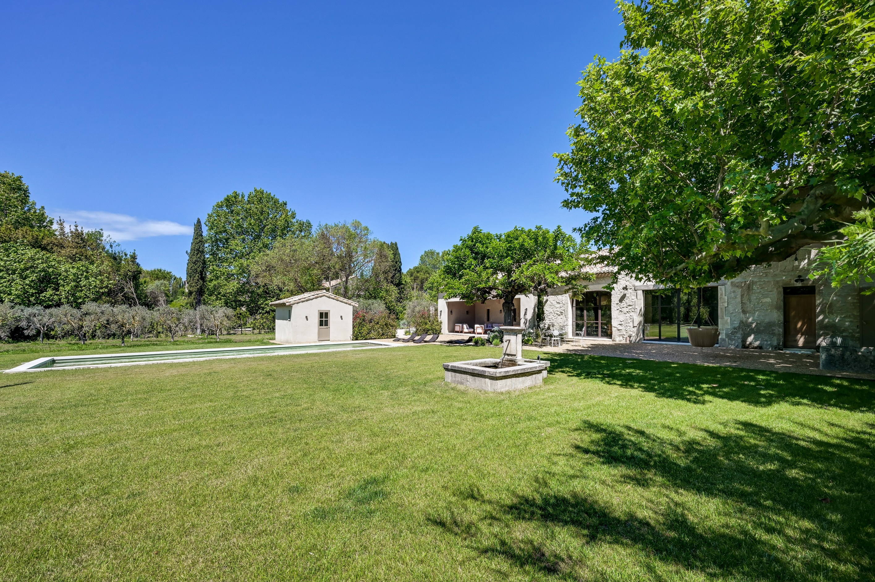  Fully Renovated Mas, 5 Minutes from the Center of Saint-Rémy-de-Provence - 物件實景