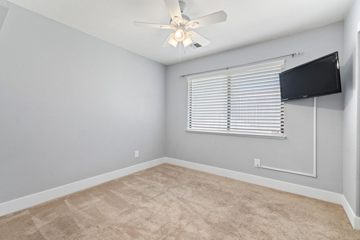 Auburn, California, 95603, United States, 3 Bedrooms Bedrooms, ,2 BathroomsBathrooms,Residential,For Sale,1956698