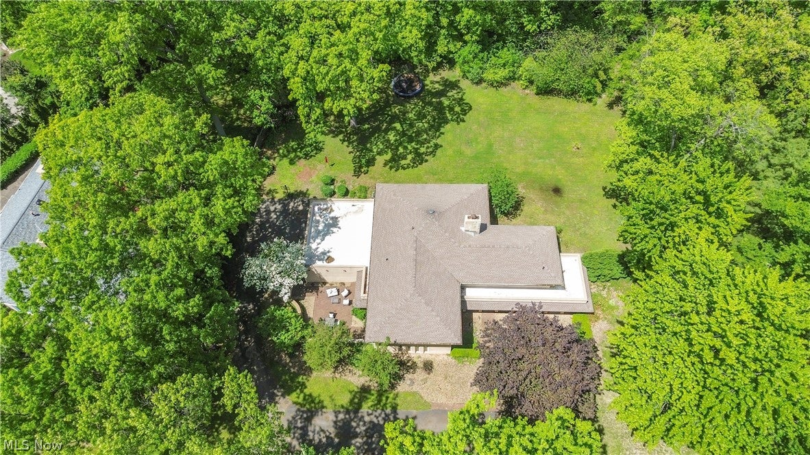 Howland, Ohio, 44484, United States, 4 Bedrooms Bedrooms, ,3 BathroomsBathrooms,Residential,For Sale,2048047