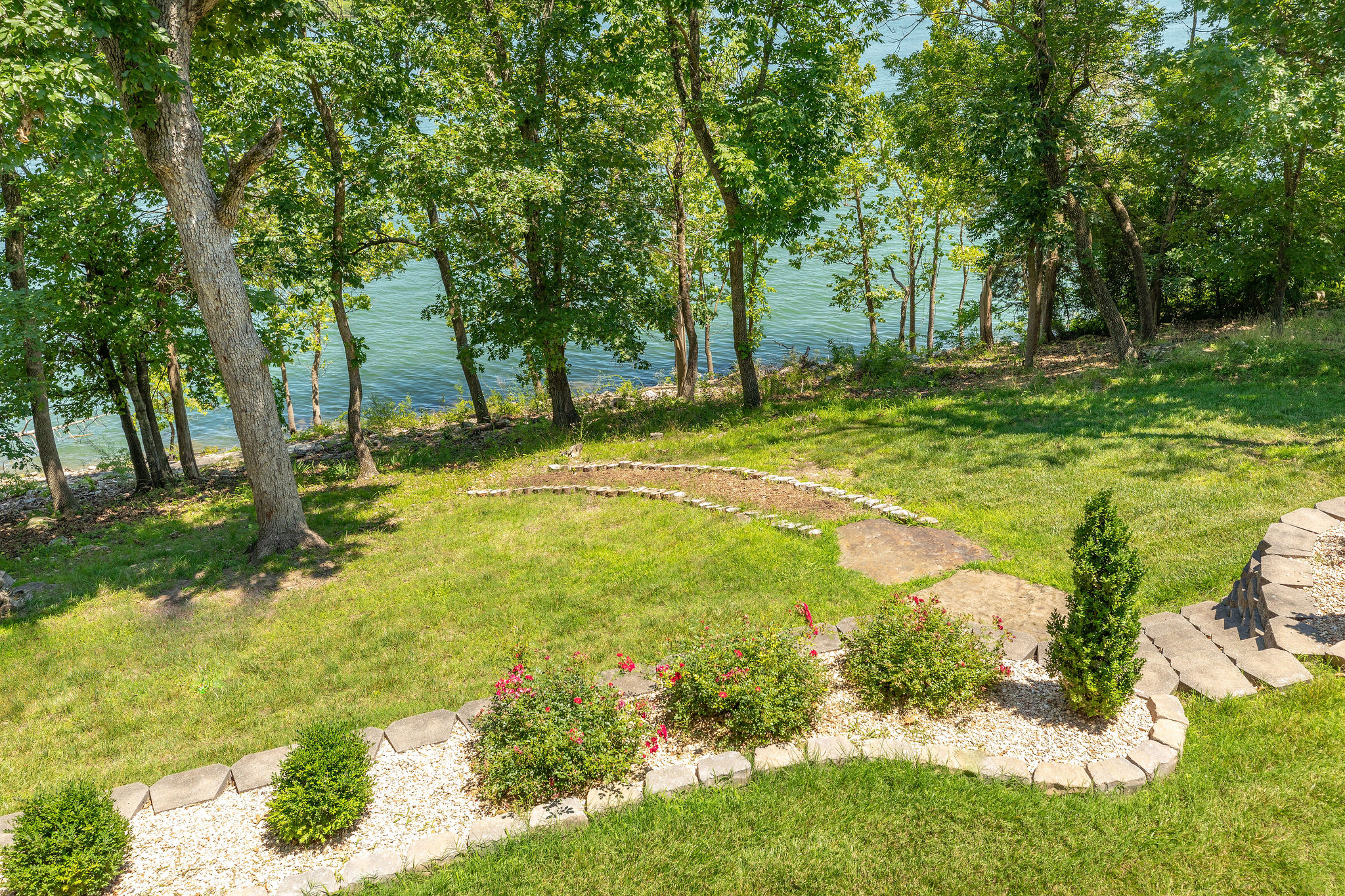 Shell Knob, Missouri, 65747, United States, 4 Bedrooms Bedrooms, ,5 BathroomsBathrooms,Residential,For Sale,1894340