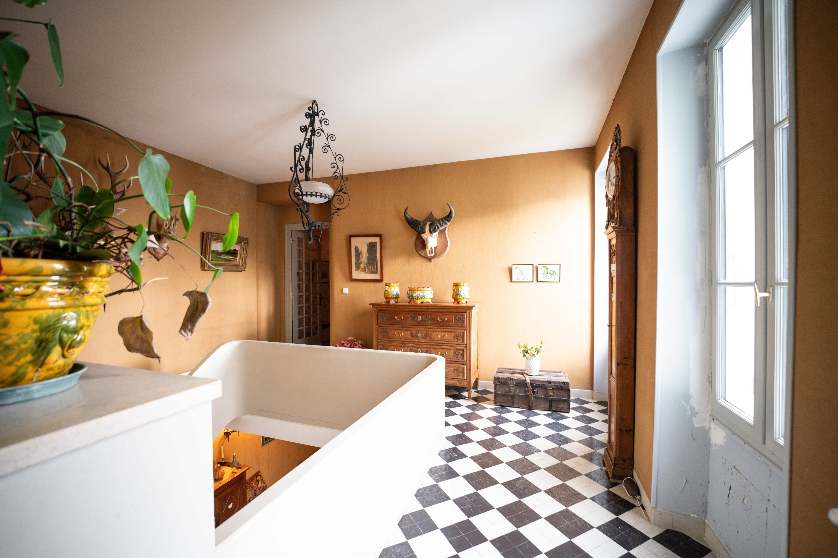  TOWNHOUSE IN THE HEART OF ST PIERRE D