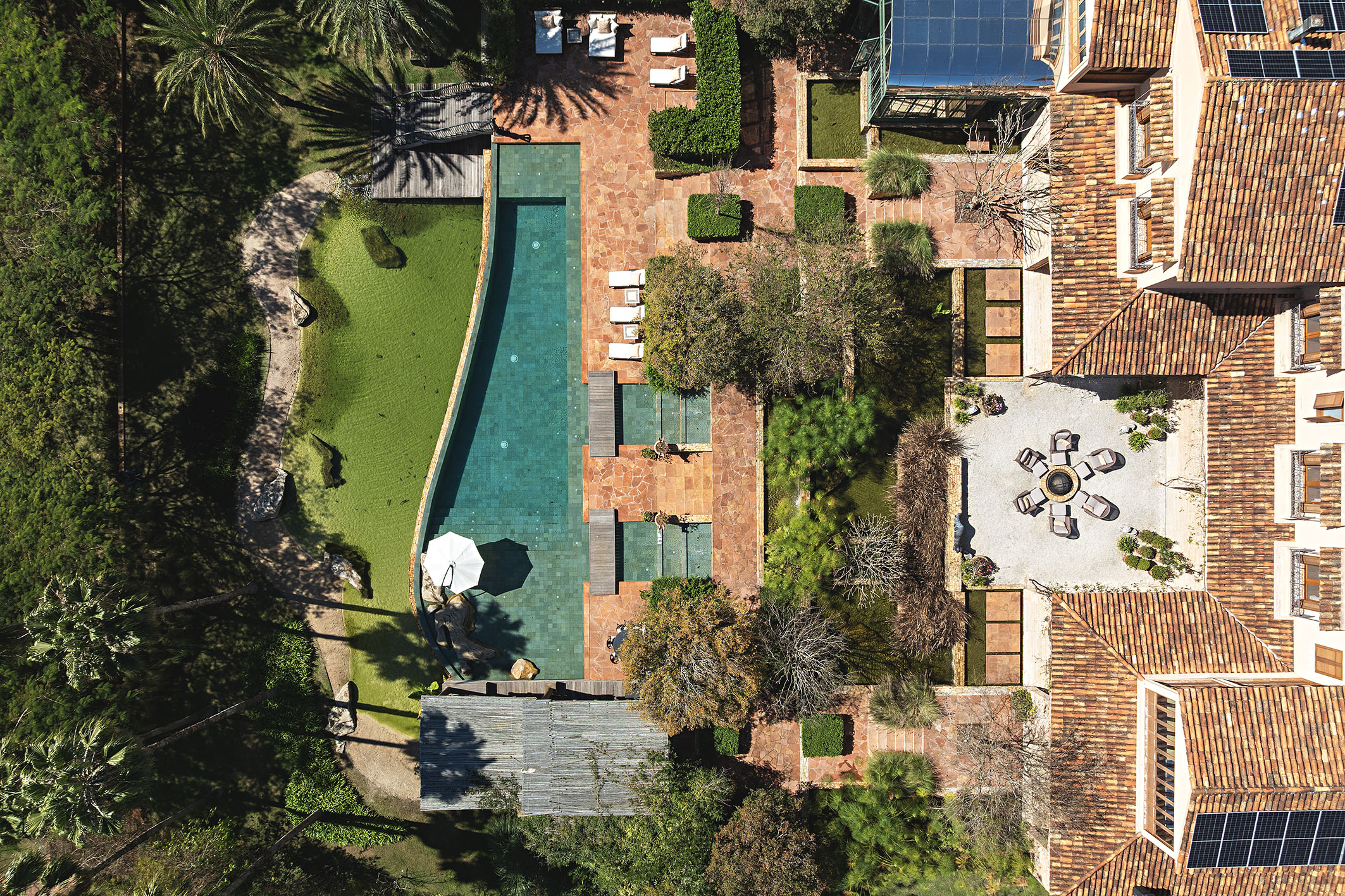  Tuscan-Style Residence in Quinta da Baroneza with an Exclusive Design - 物件實景