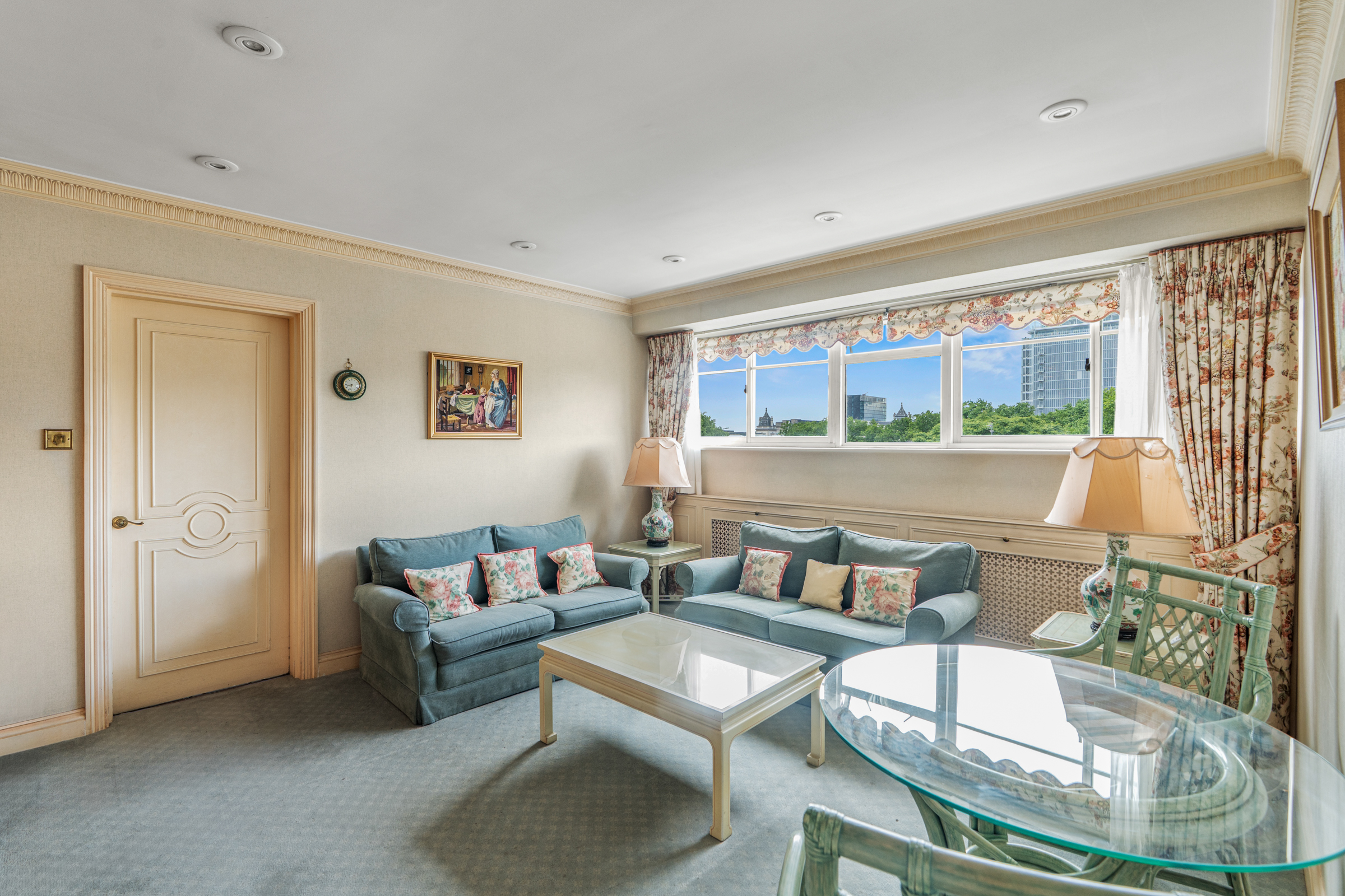  Gloucester Square Grandeur with Exceptional Potential - 物件實景