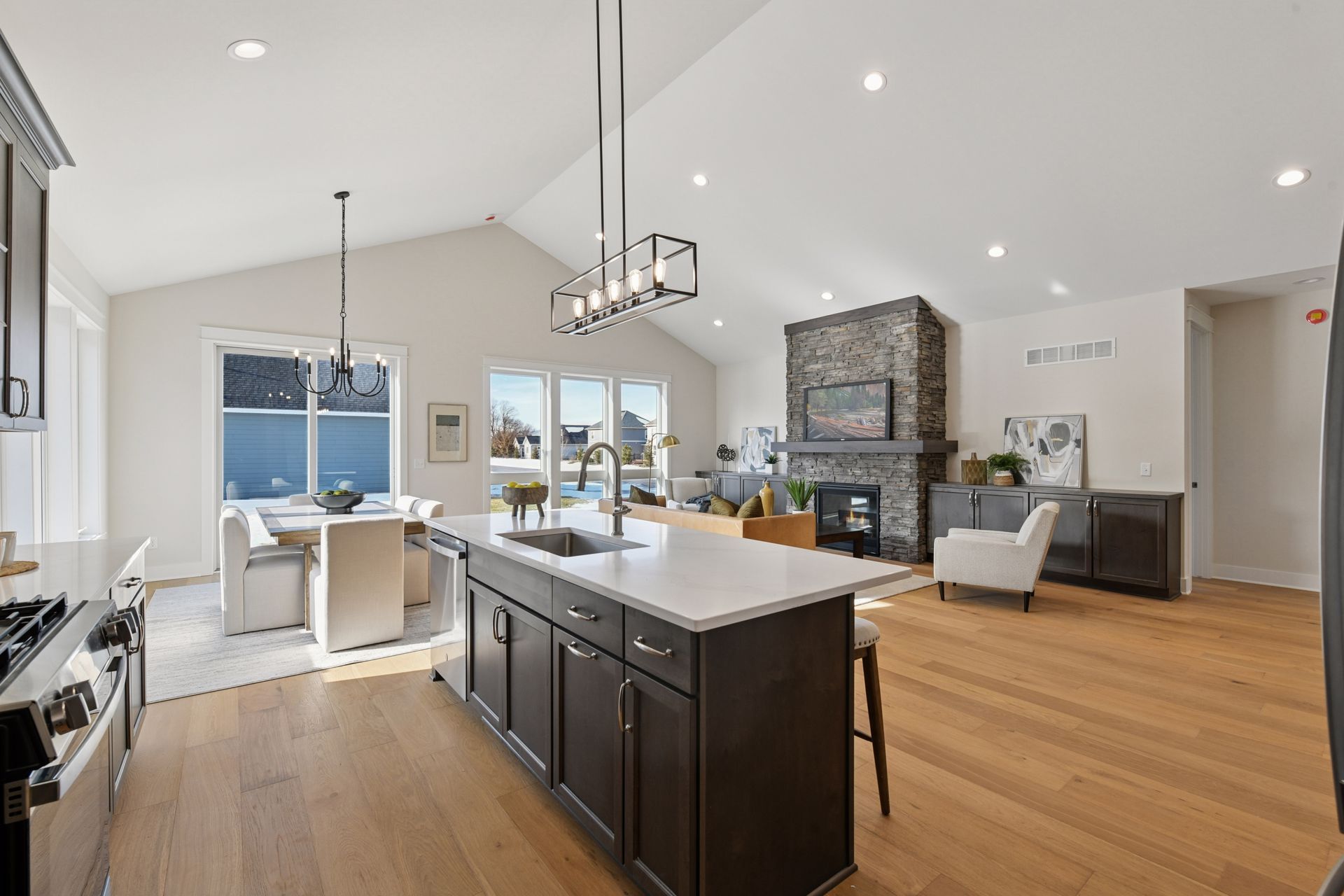  Exclusive Opportunity: Custom Home Build on Three Private Acres in Elk River - 物件實景