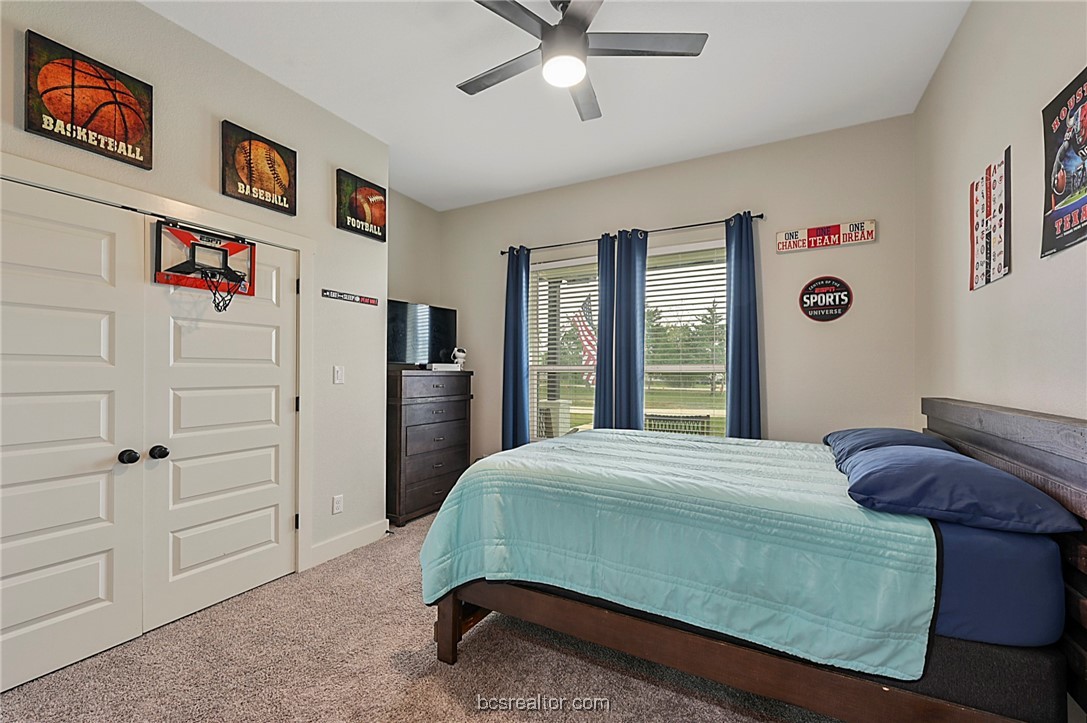 Bryan, Texas, 77808-7031, United States, 4 Bedrooms Bedrooms, ,4 BathroomsBathrooms,Residential,For Sale,1978481