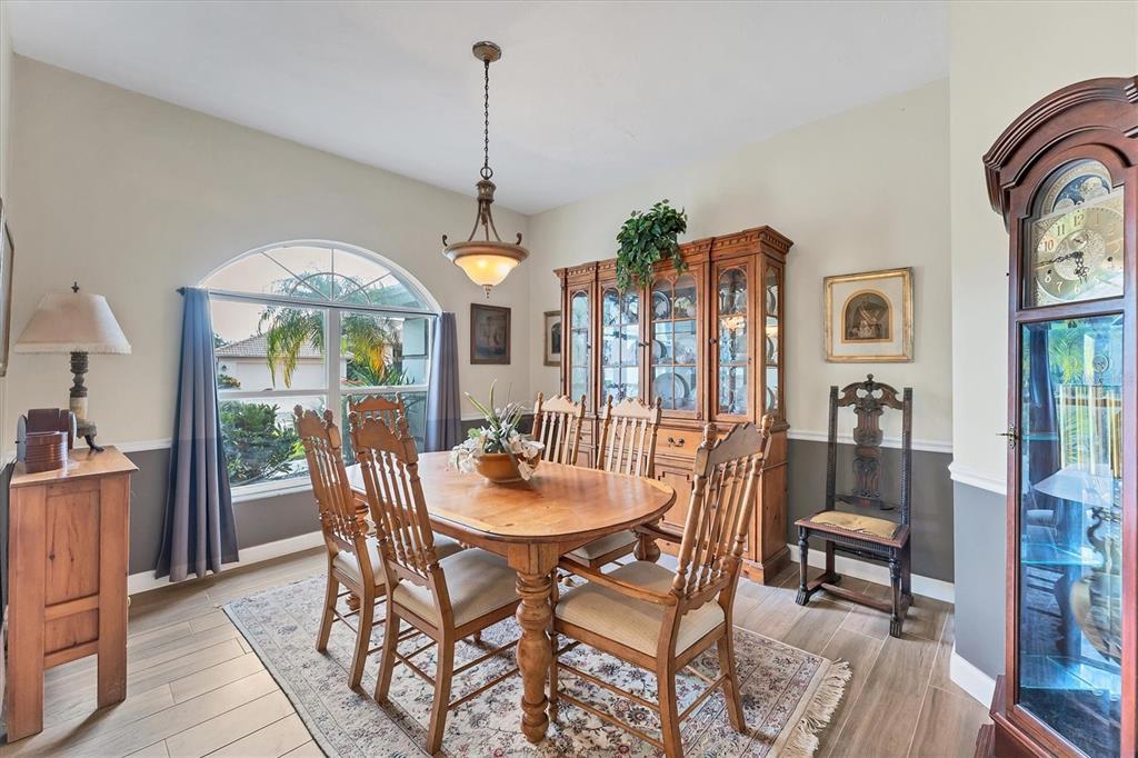 Sarasota, Florida, 34233, United States, 4 Bedrooms Bedrooms, ,4 BathroomsBathrooms,Residential,For Sale,1891764