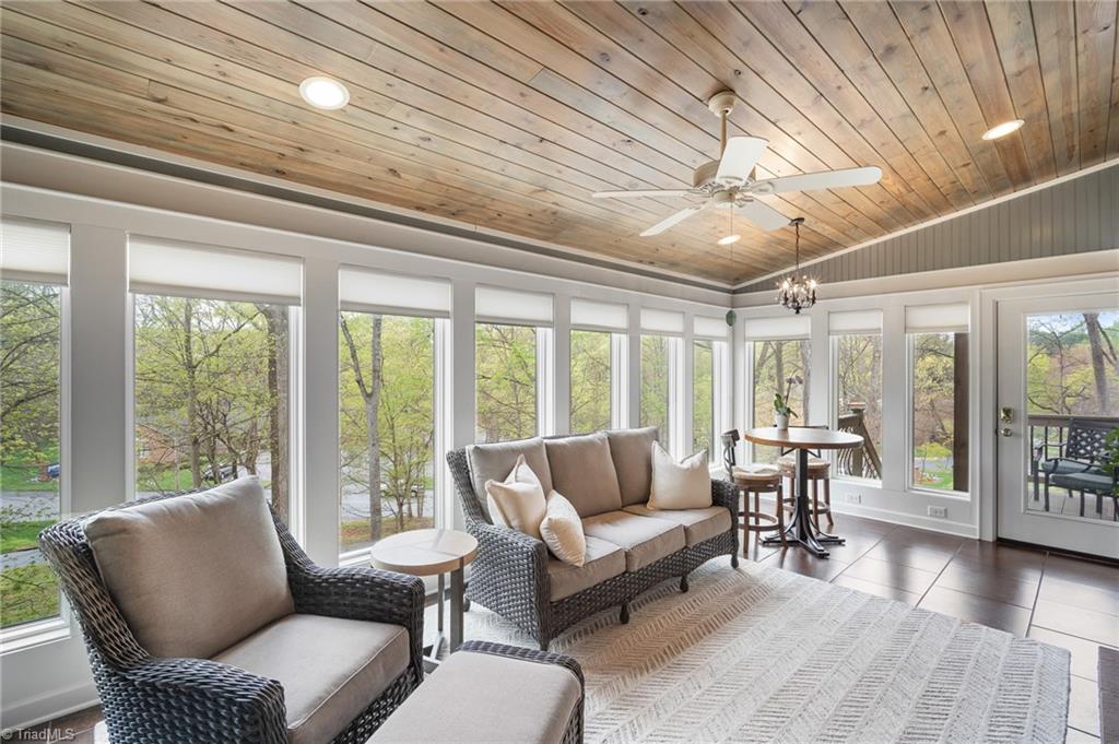 Lexington, North Carolina, 27292, United States, 3 Bedrooms Bedrooms, ,3 BathroomsBathrooms,Residential,For Sale,1925490