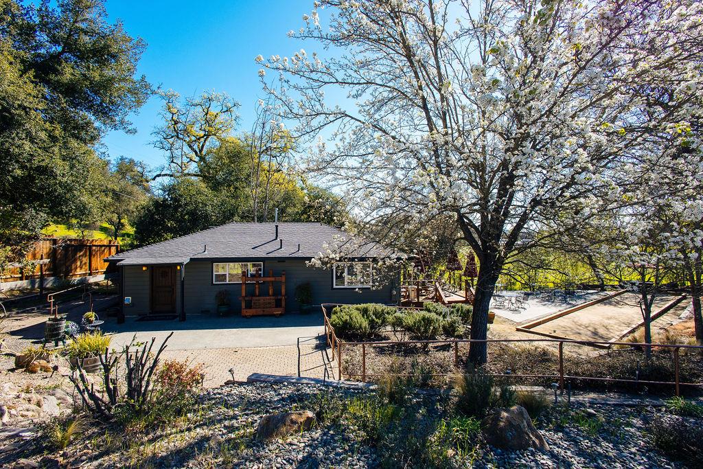 Saint Helena, California, 94574, United States, ,Residential,For Sale,1736432