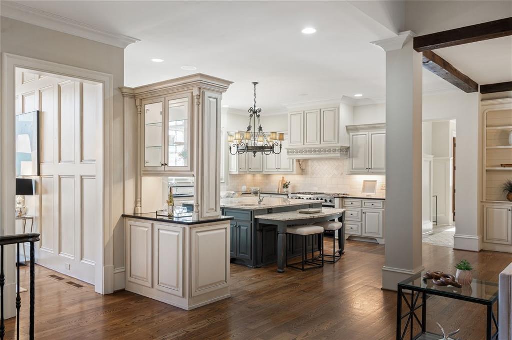 Marietta, Georgia, 30067, United States, 6 Bedrooms Bedrooms, ,7 BathroomsBathrooms,Residential,For Sale,1709894