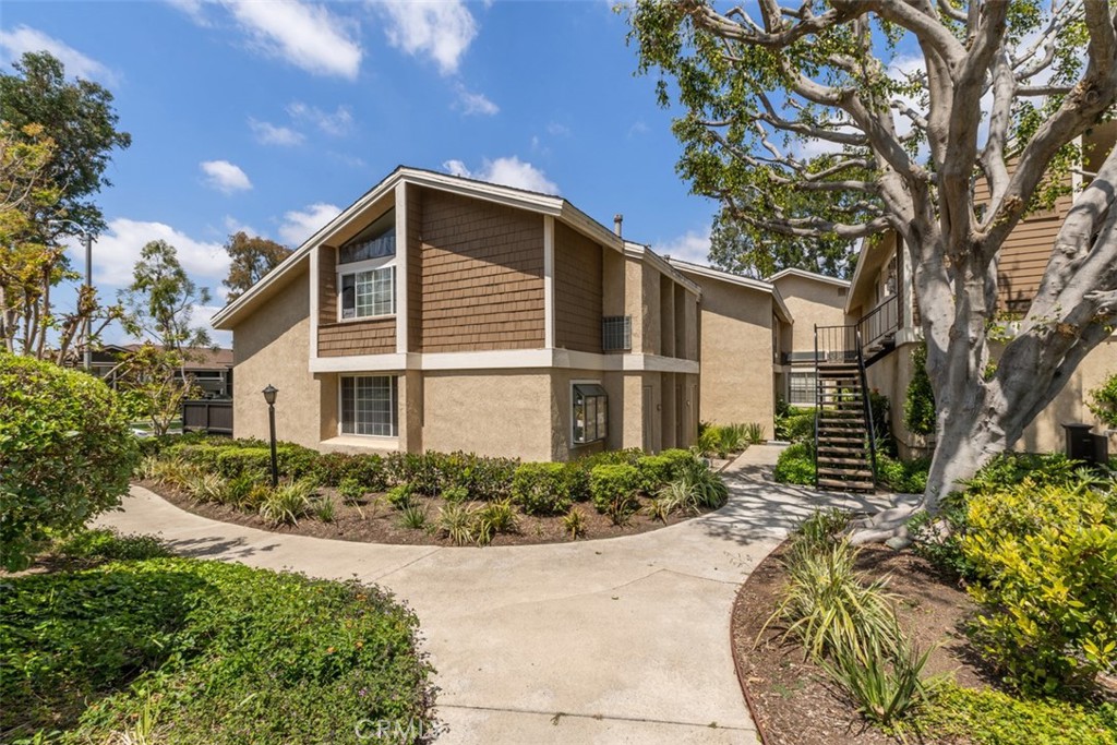 Irvine, California, 92620, United States, 1 Bedroom Bedrooms, ,2 BathroomsBathrooms,Residential,For Sale,1906882