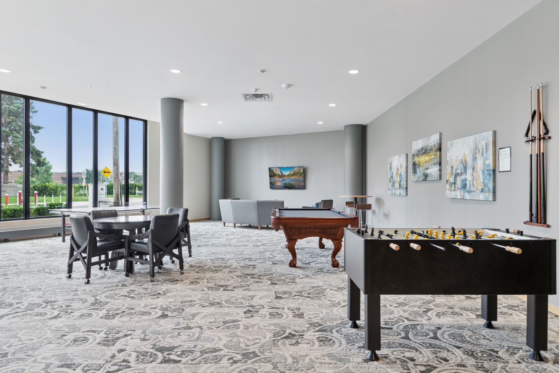  Sophisticated Legacy Condo with Sweeping River Views - 物件實景
