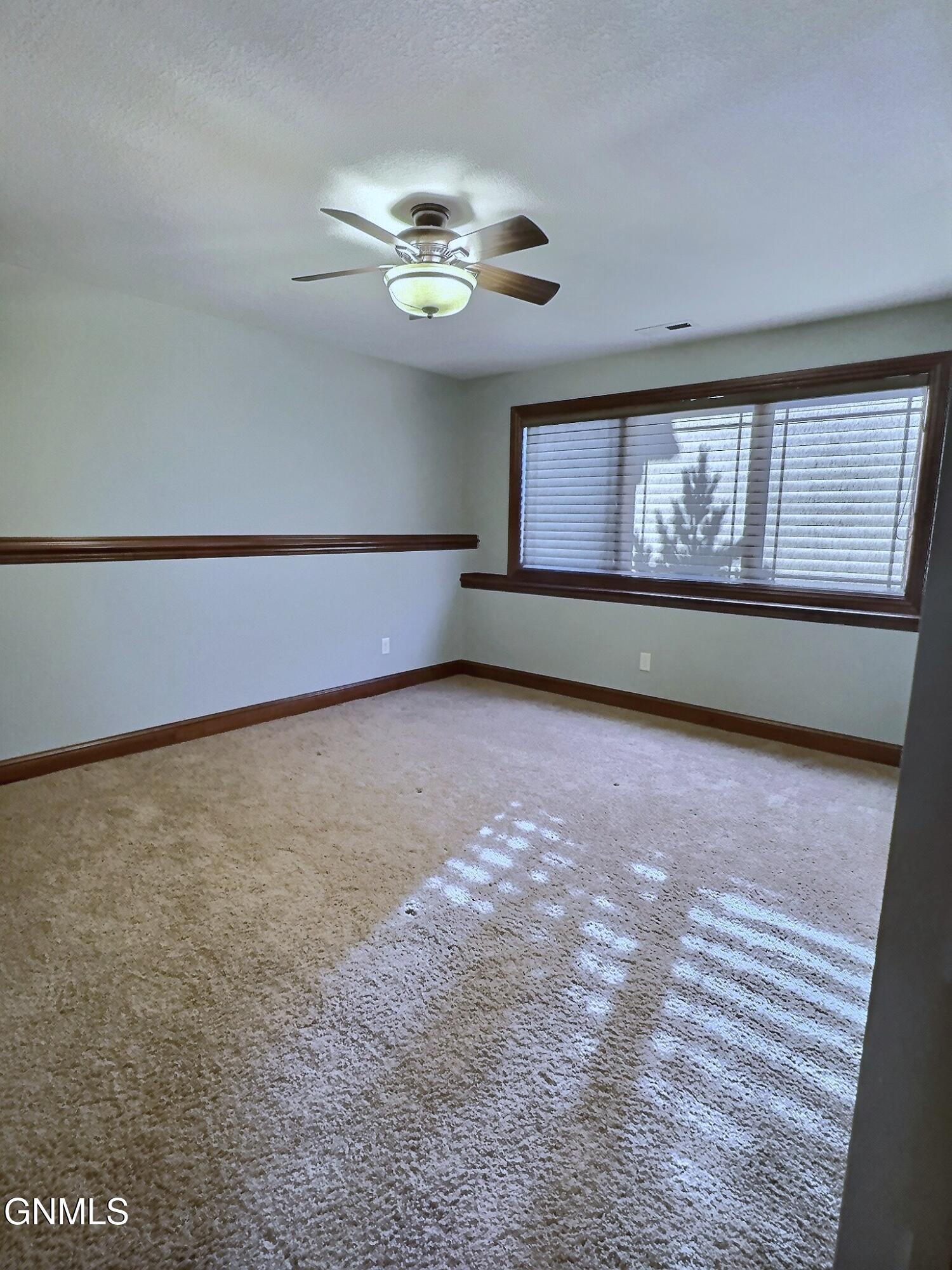 Bismarck, North Dakota, 58501, United States, 4 Bedrooms Bedrooms, ,4 BathroomsBathrooms,Residential,For Sale,2038873