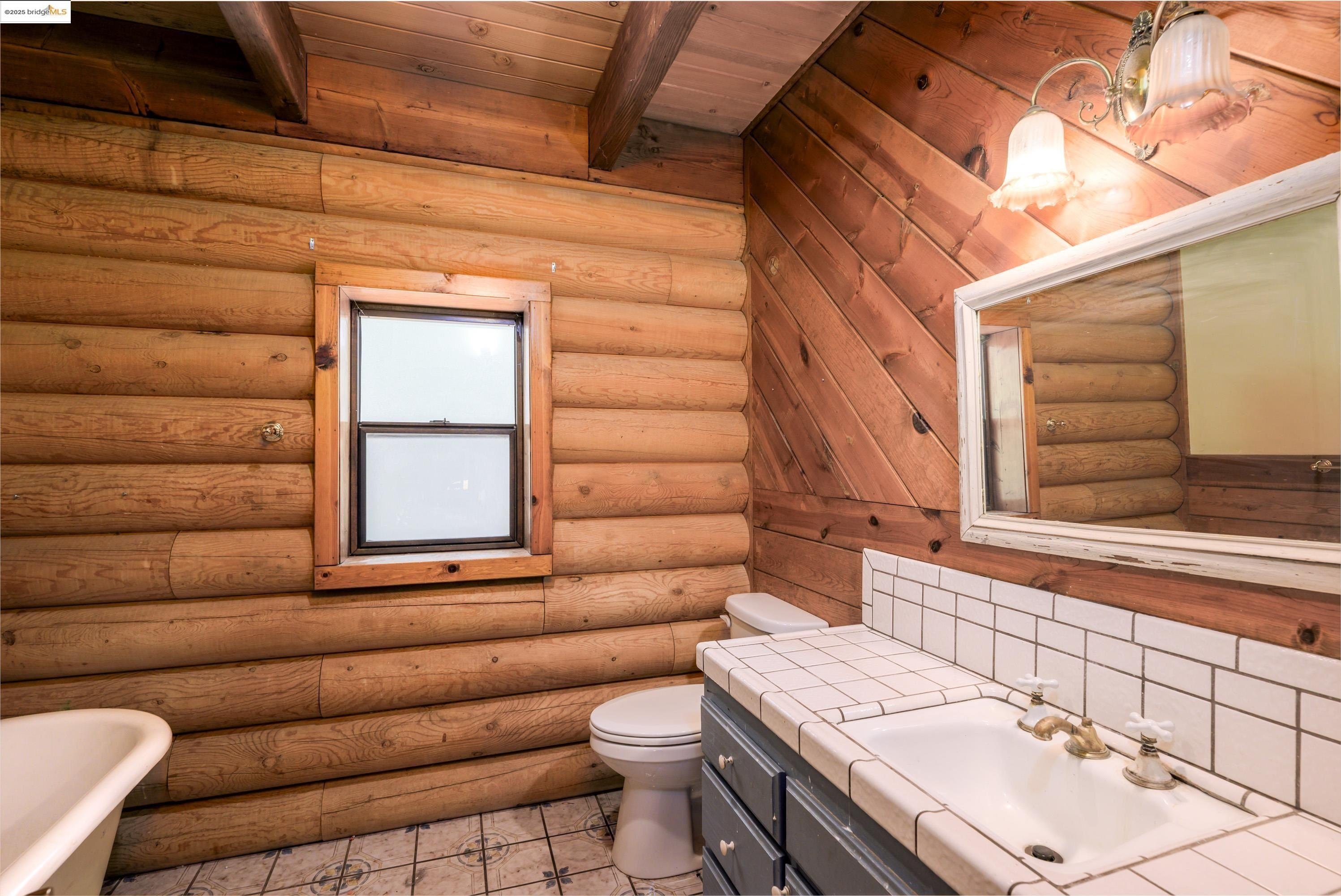Twain Harte, California, 95383, United States, 5 Bedrooms Bedrooms, ,3 BathroomsBathrooms,Residential,For Sale,1945017