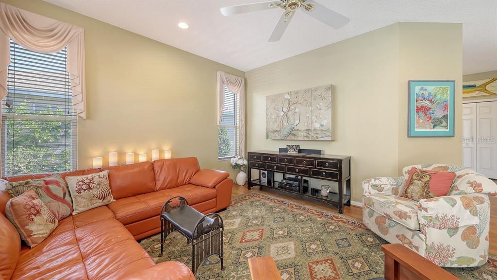 Bradenton, Florida, 34210, United States, 3 Bedrooms Bedrooms, ,2 BathroomsBathrooms,Residential,For Sale,1792897