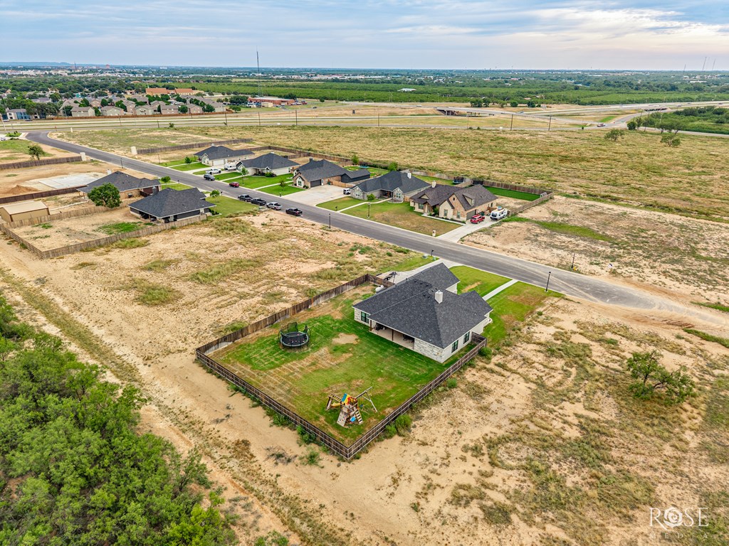 San Angelo, Texas, 76904, United States, 4 Bedrooms Bedrooms, ,3 BathroomsBathrooms,Residential,For Sale,1941771