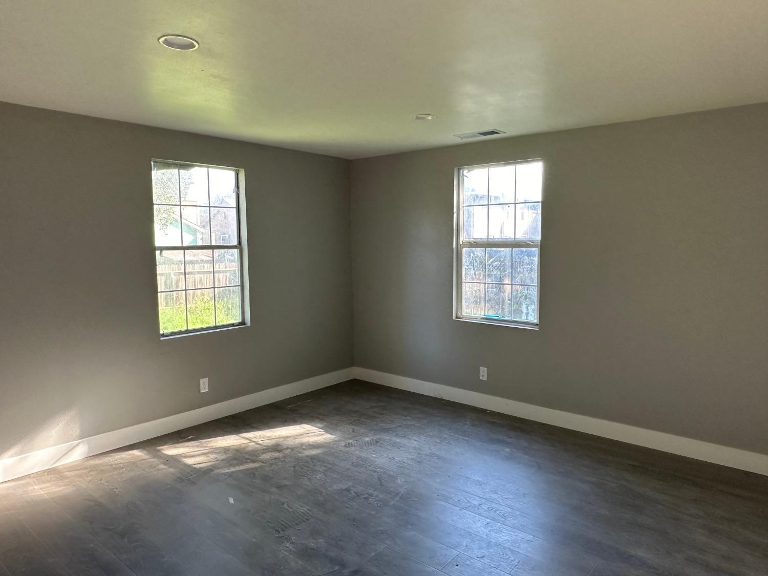 Walnut Grove, California, 95690, United States, 6 Bedrooms Bedrooms, ,4 BathroomsBathrooms,Residential,For Sale,2048836