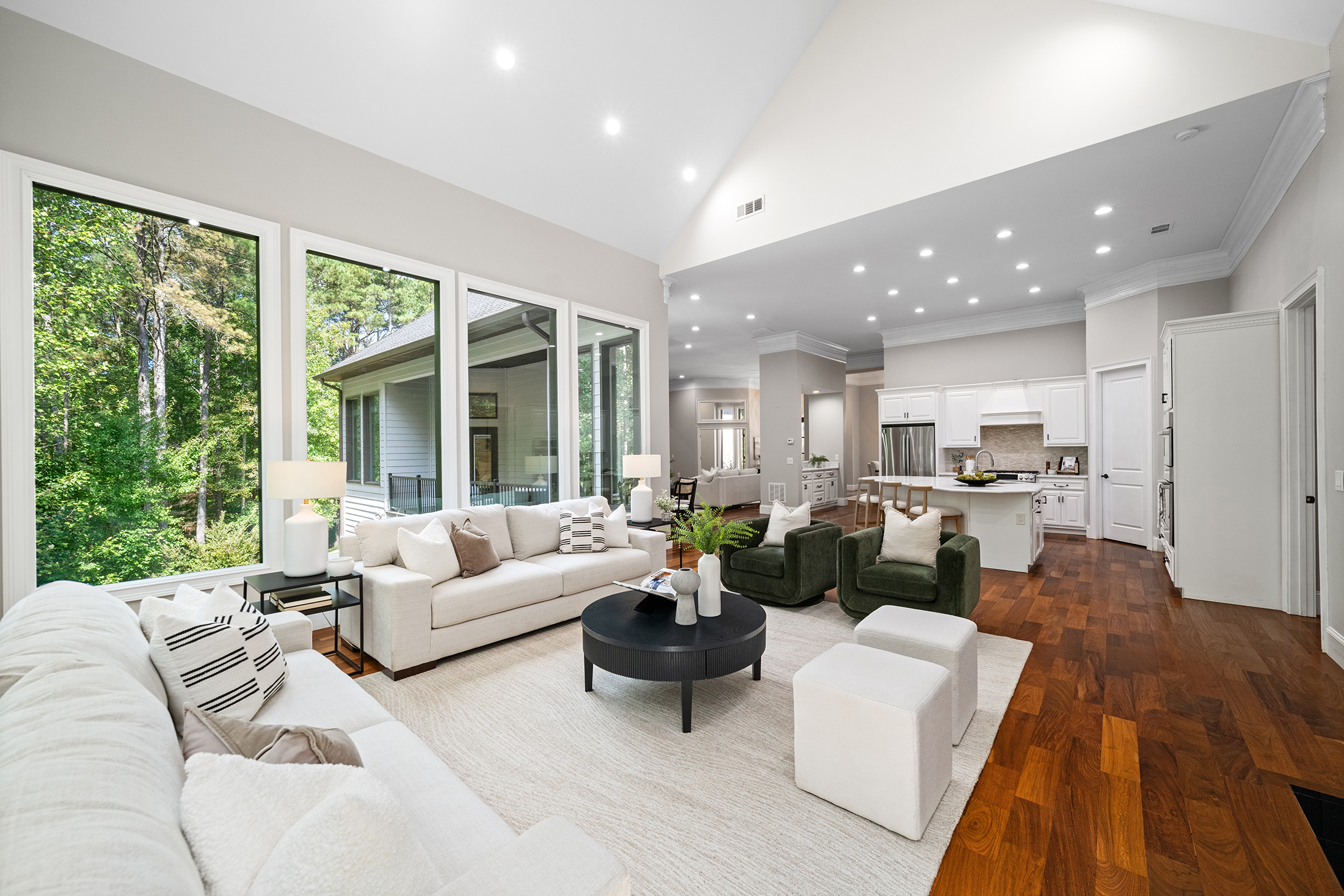  A Custom Residence Designed with an Impressive Sense of Volume - 物件實景