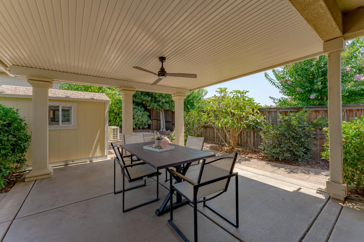El Dorado Hills, California, 95762, United States, 3 Bedrooms Bedrooms, ,3 BathroomsBathrooms,Residential,For Sale,1932064