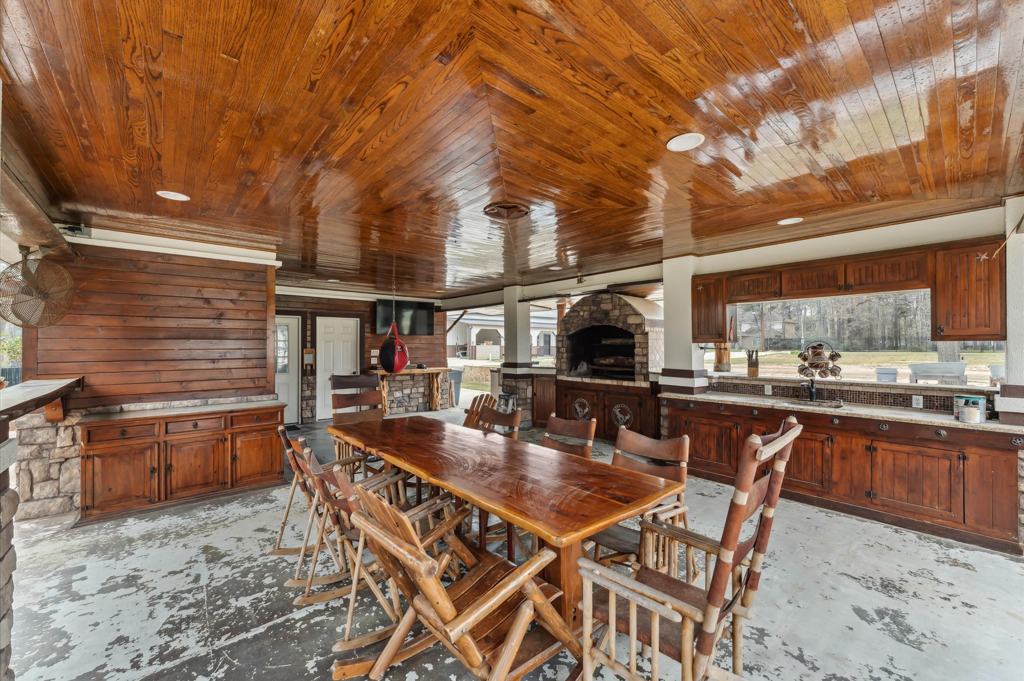 Porter, Texas, 77365, United States, 3 Bedrooms Bedrooms, ,2 BathroomsBathrooms,Residential,For Sale,1917333