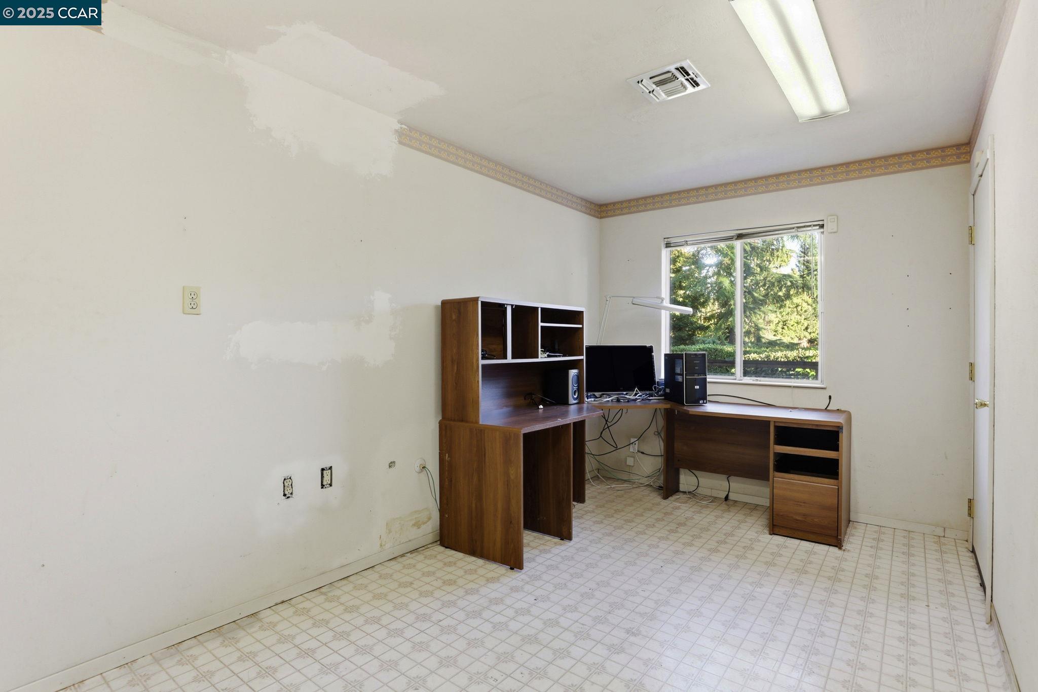 El Dorado Hills, California, 95762, United States, 4 Bedrooms Bedrooms, ,3 BathroomsBathrooms,Residential,For Sale,1988209