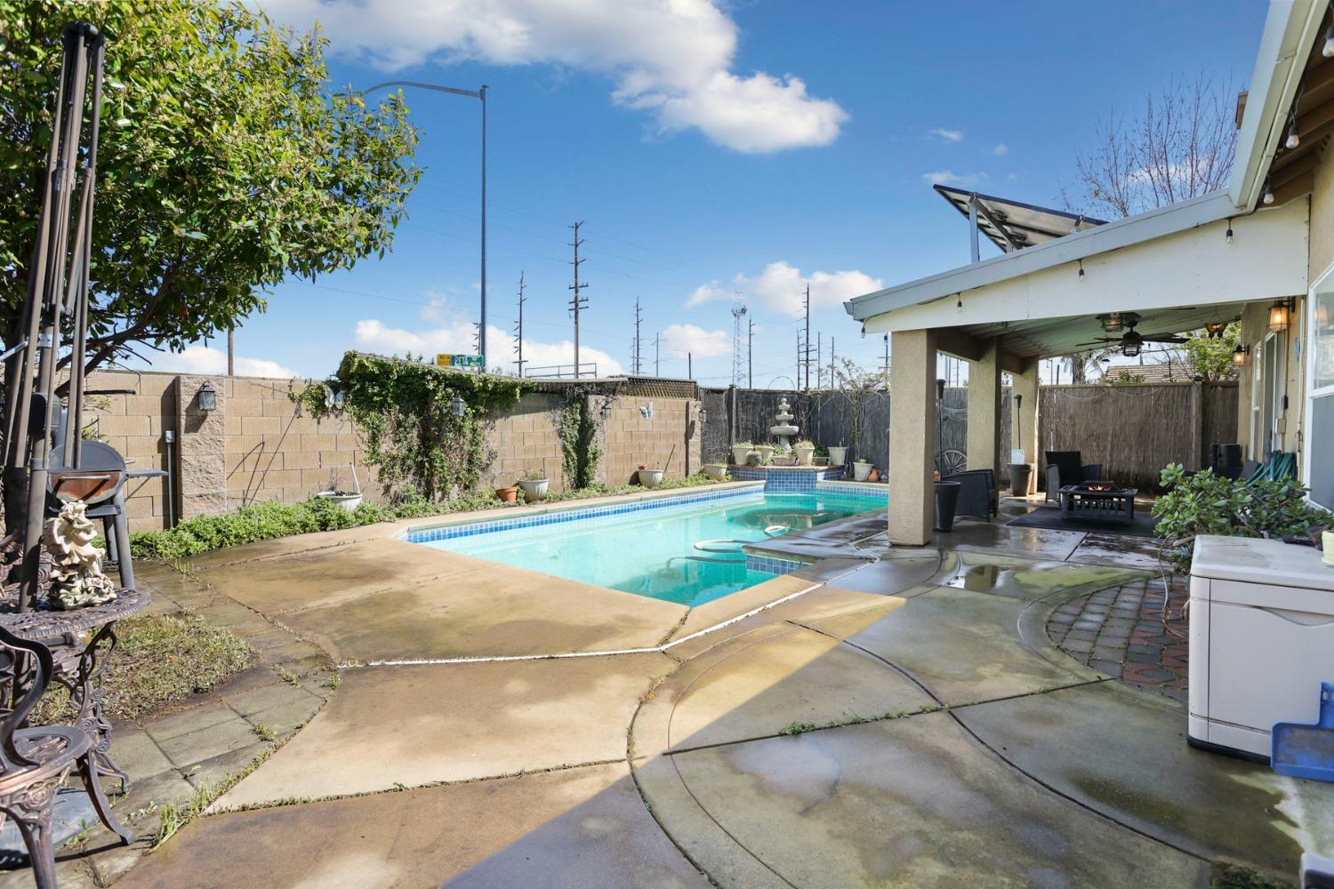 Modesto, California, 95355, United States, 4 Bedrooms Bedrooms, ,3 BathroomsBathrooms,Residential,For Sale,1920299