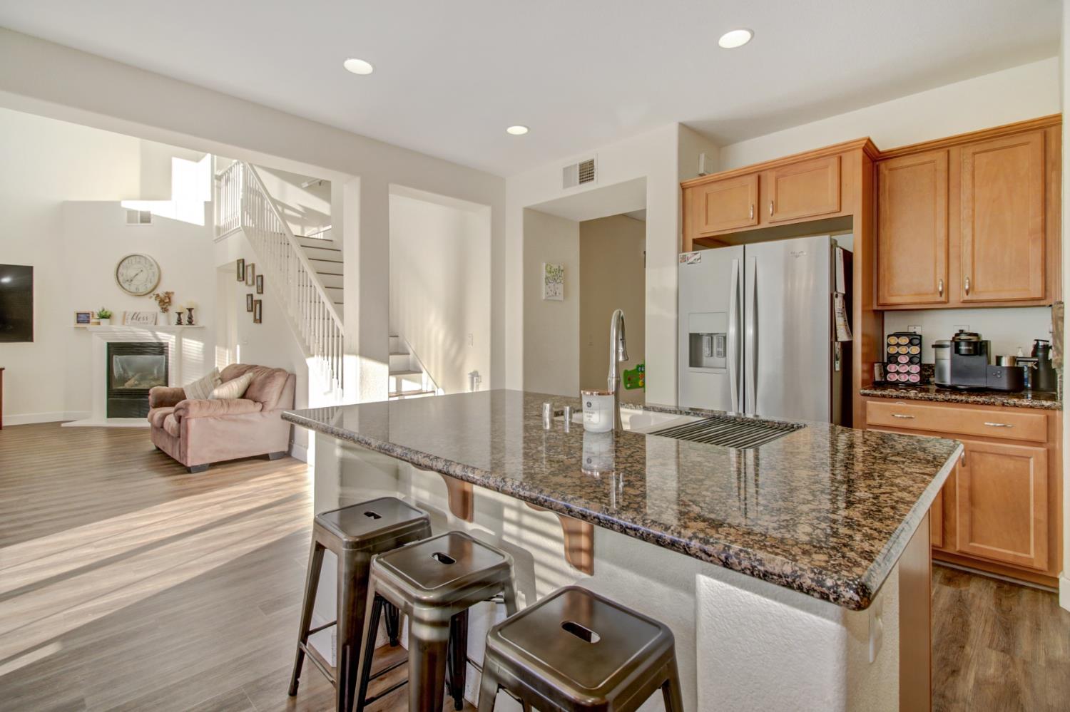 Lincoln, California, 95648, United States, 4 Bedrooms Bedrooms, ,3 BathroomsBathrooms,Residential,For Sale,1991044