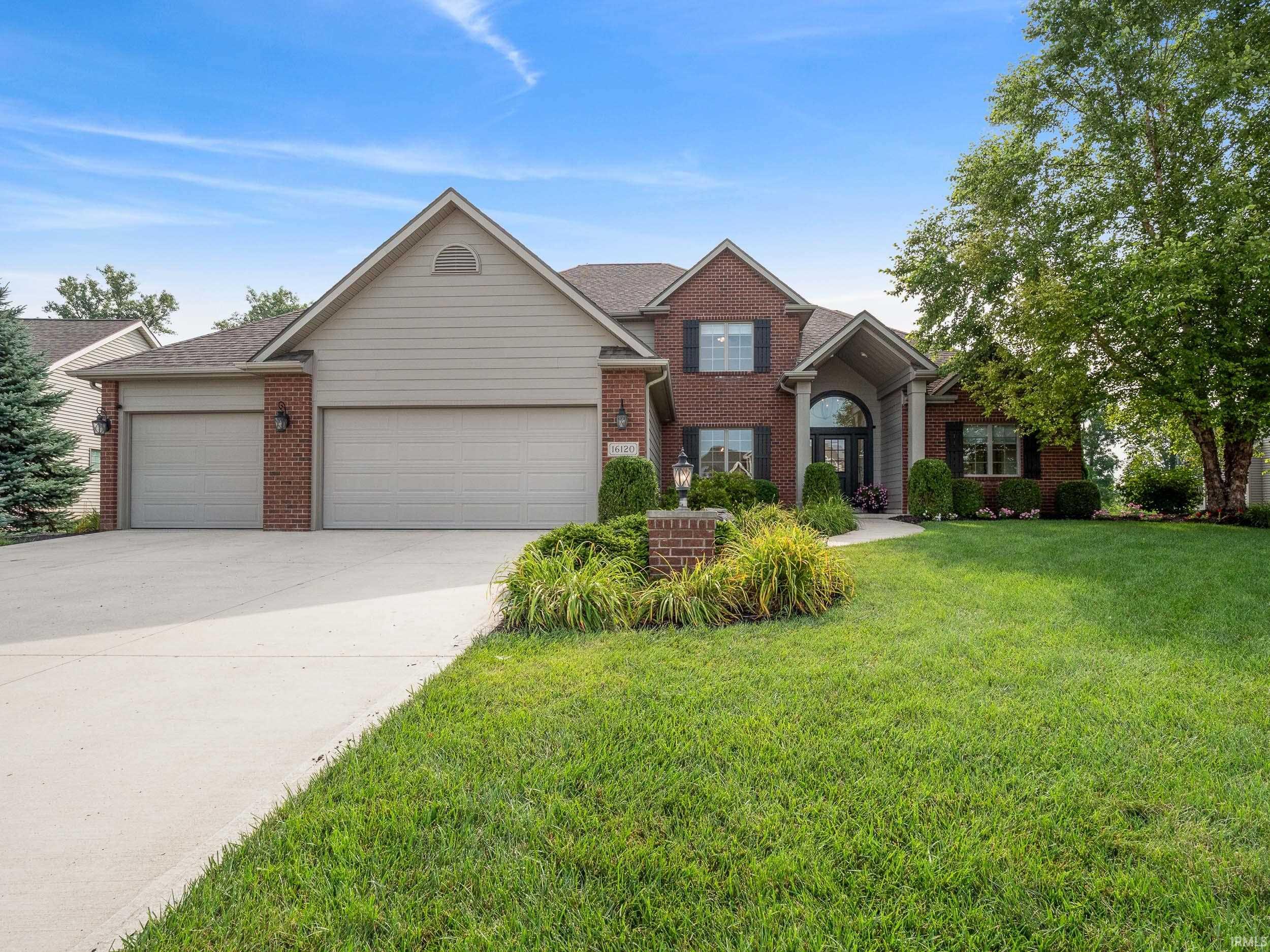 Huntertown, Indiana, 46748, United States, 5 Bedrooms Bedrooms, ,5 BathroomsBathrooms,Residential,For Sale,1982642