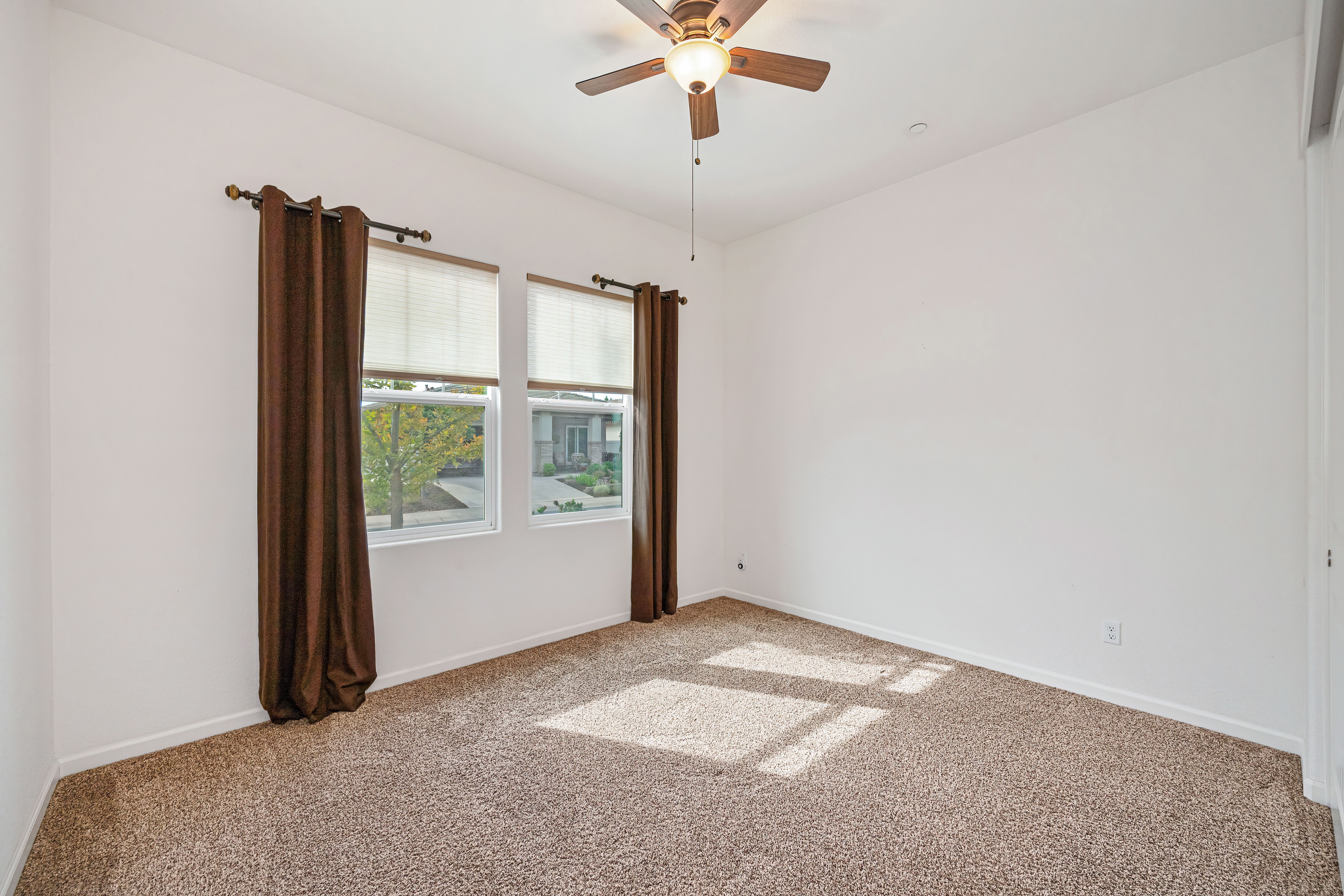  3911 Don River Lane, Sacramento, CA 95834 - 物件實景